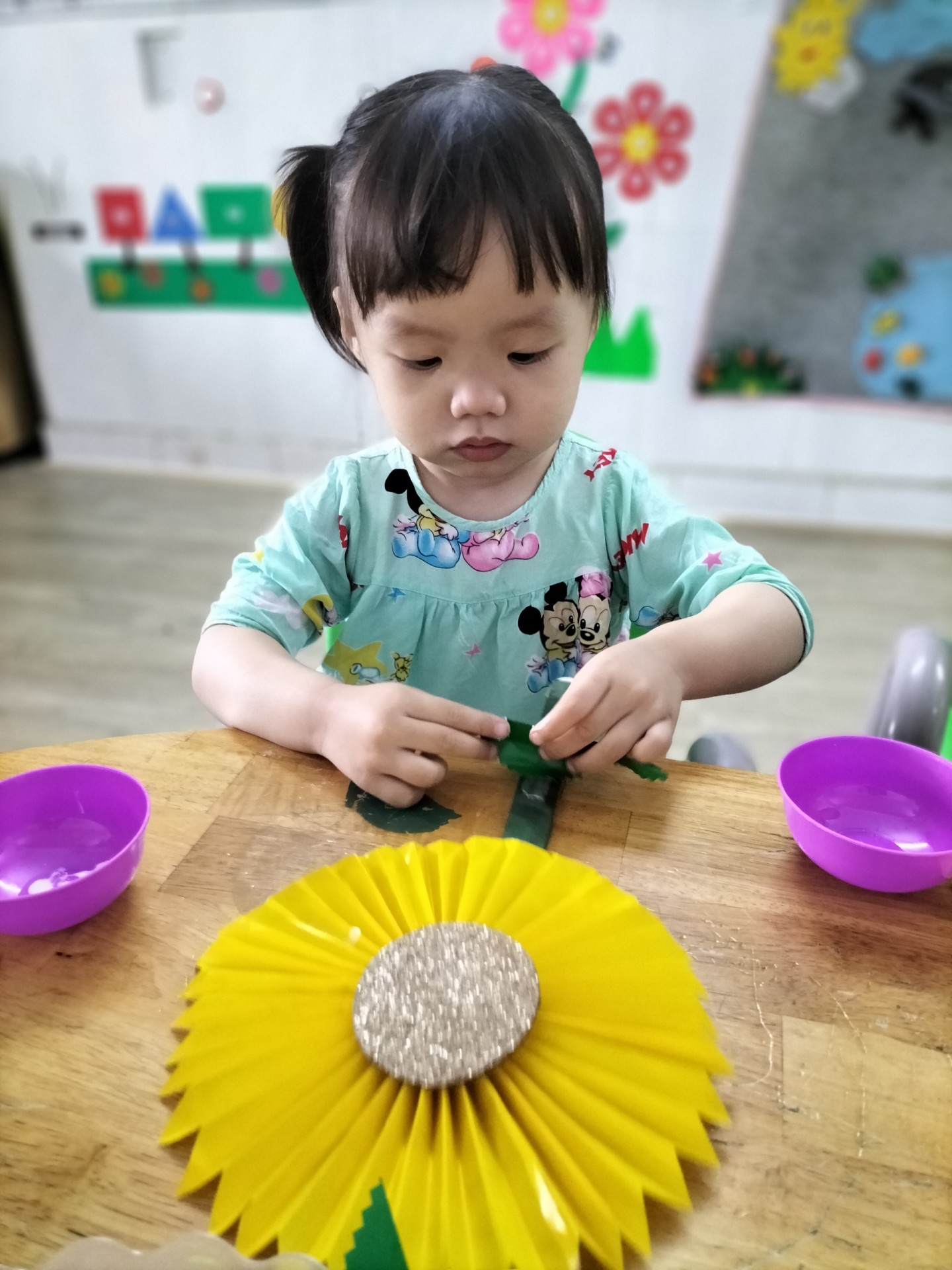 BÔNG HOA TẶNG MẸ 8-3-2023