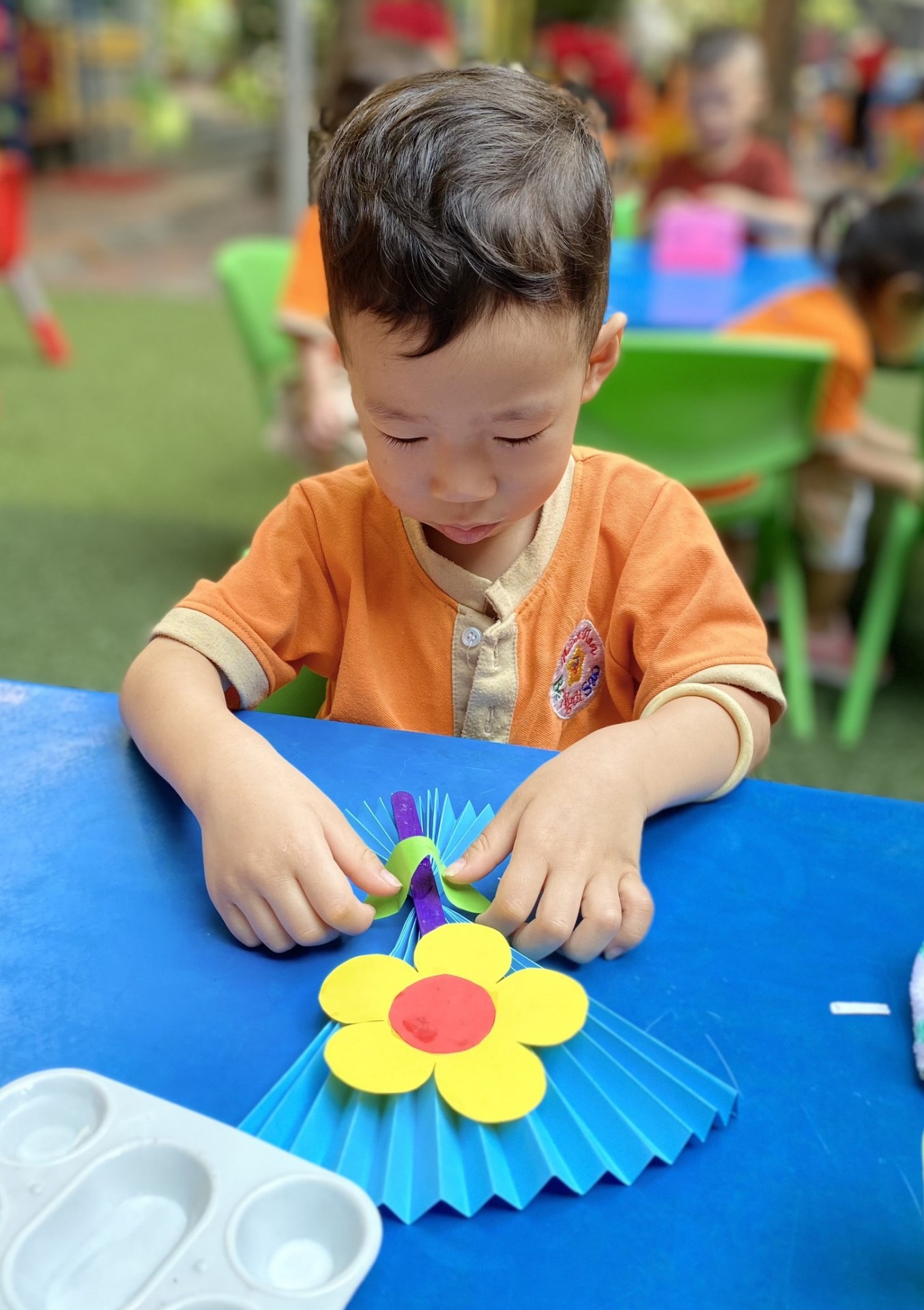 BÔNG HOA TẶNG MẸ 8-3-2023