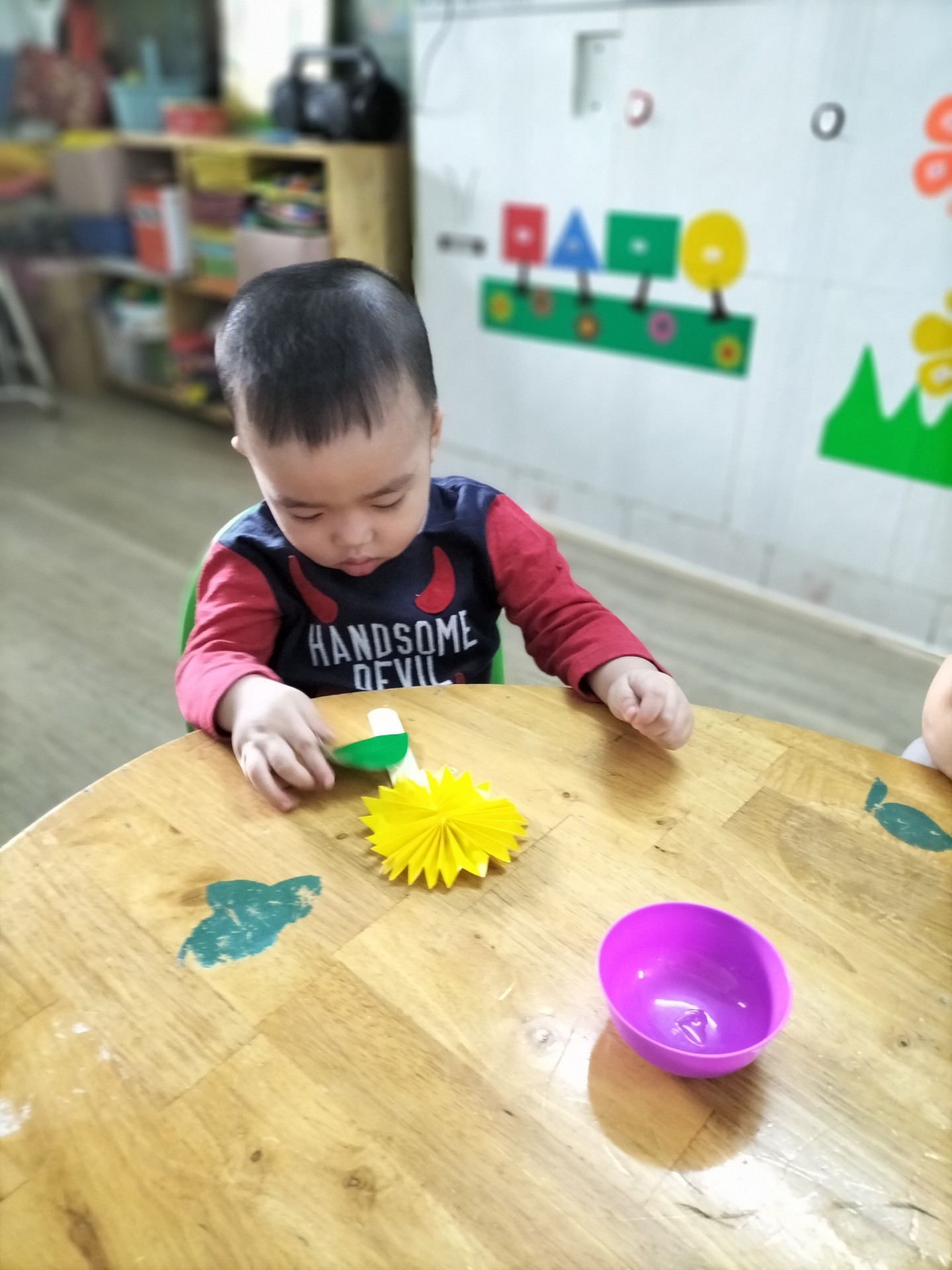 BÔNG HOA TẶNG MẸ 8-3-2023