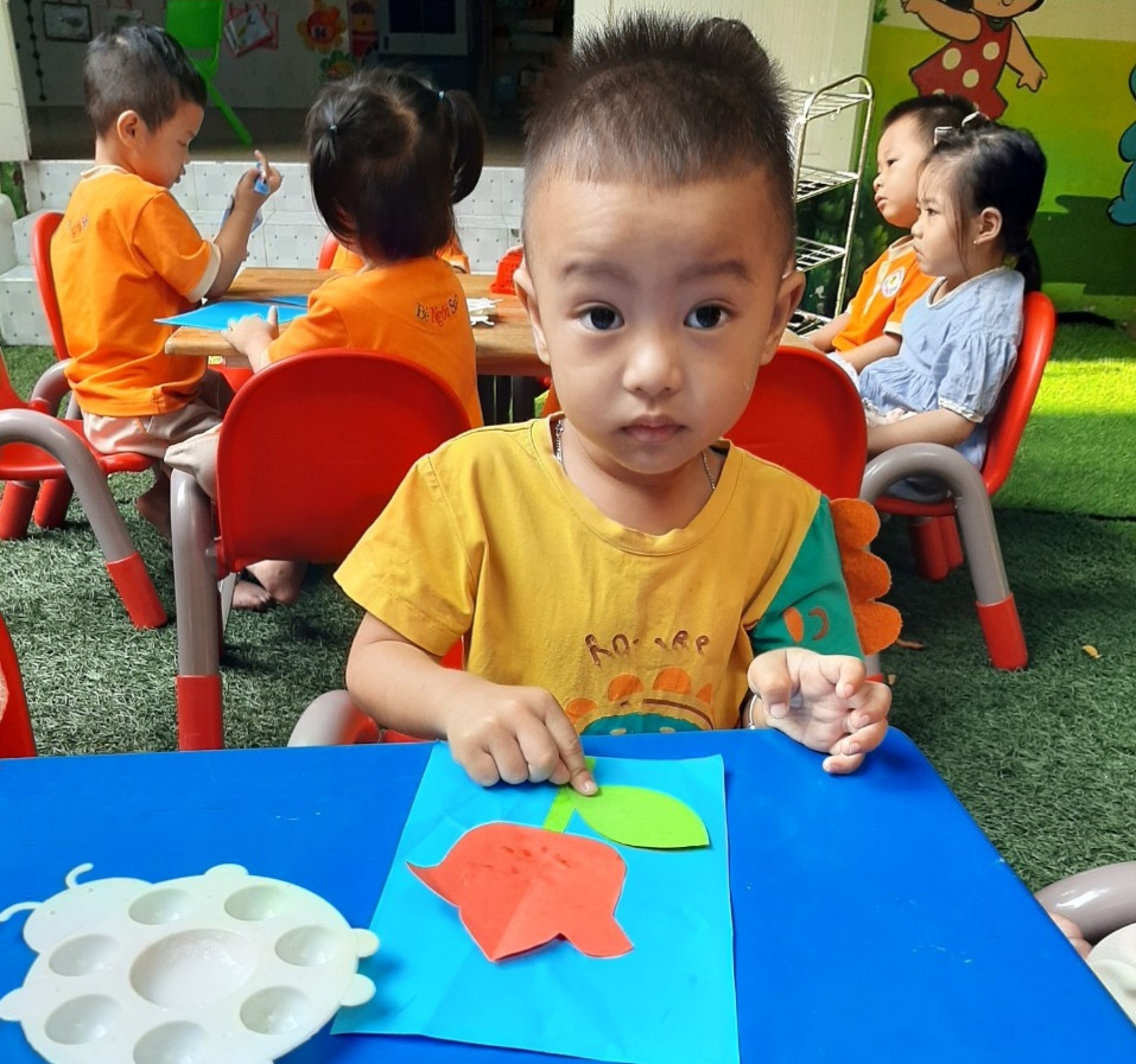 BÔNG HOA TẶNG MẸ 8-3-2023