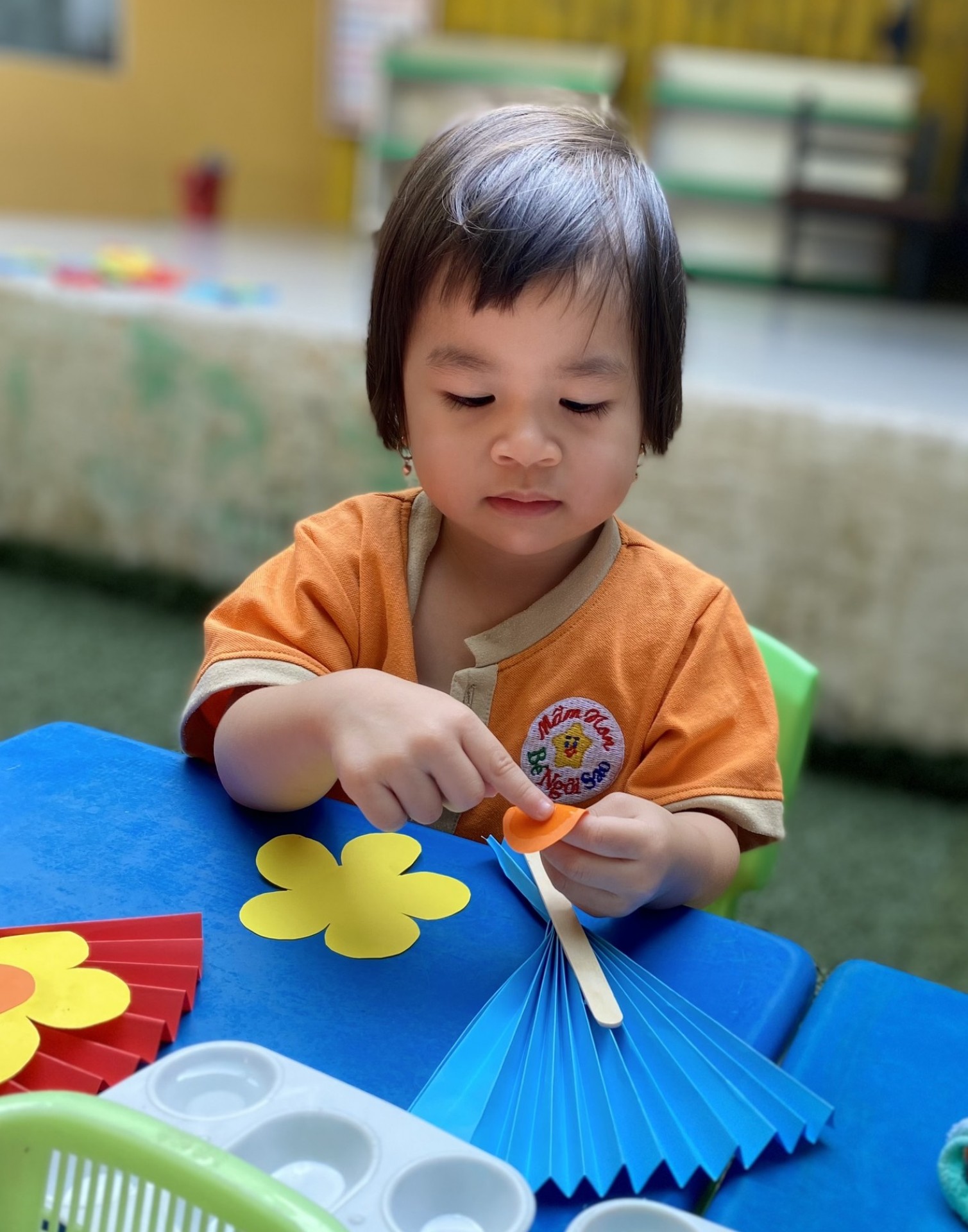 BÔNG HOA TẶNG MẸ 8-3-2023