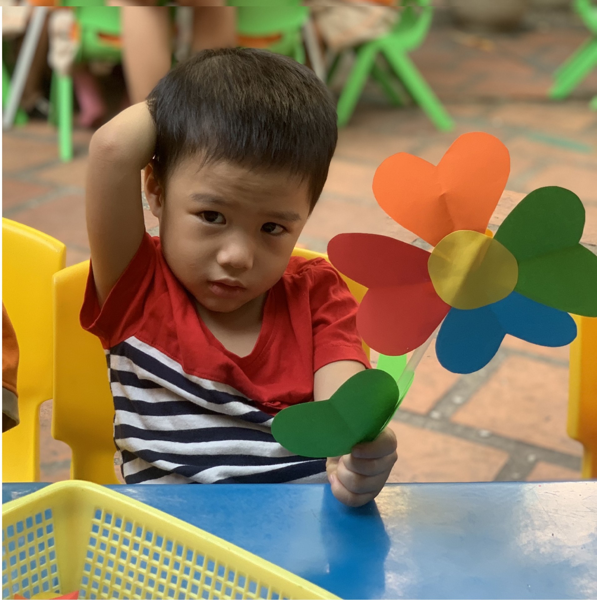 BÔNG HOA TẶNG MẸ 8-3-2023