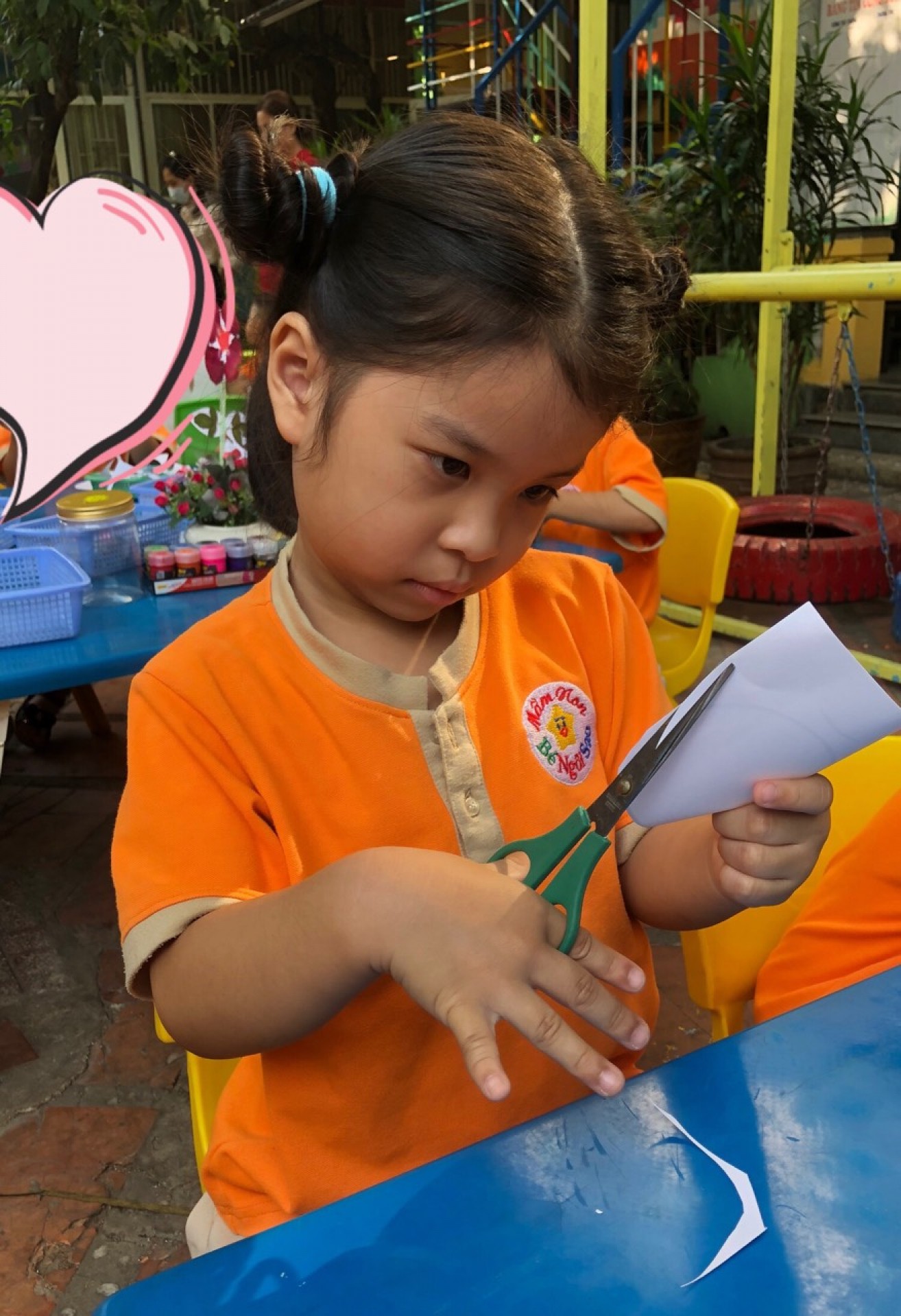 BÔNG HOA TẶNG MẸ 8-3-2023