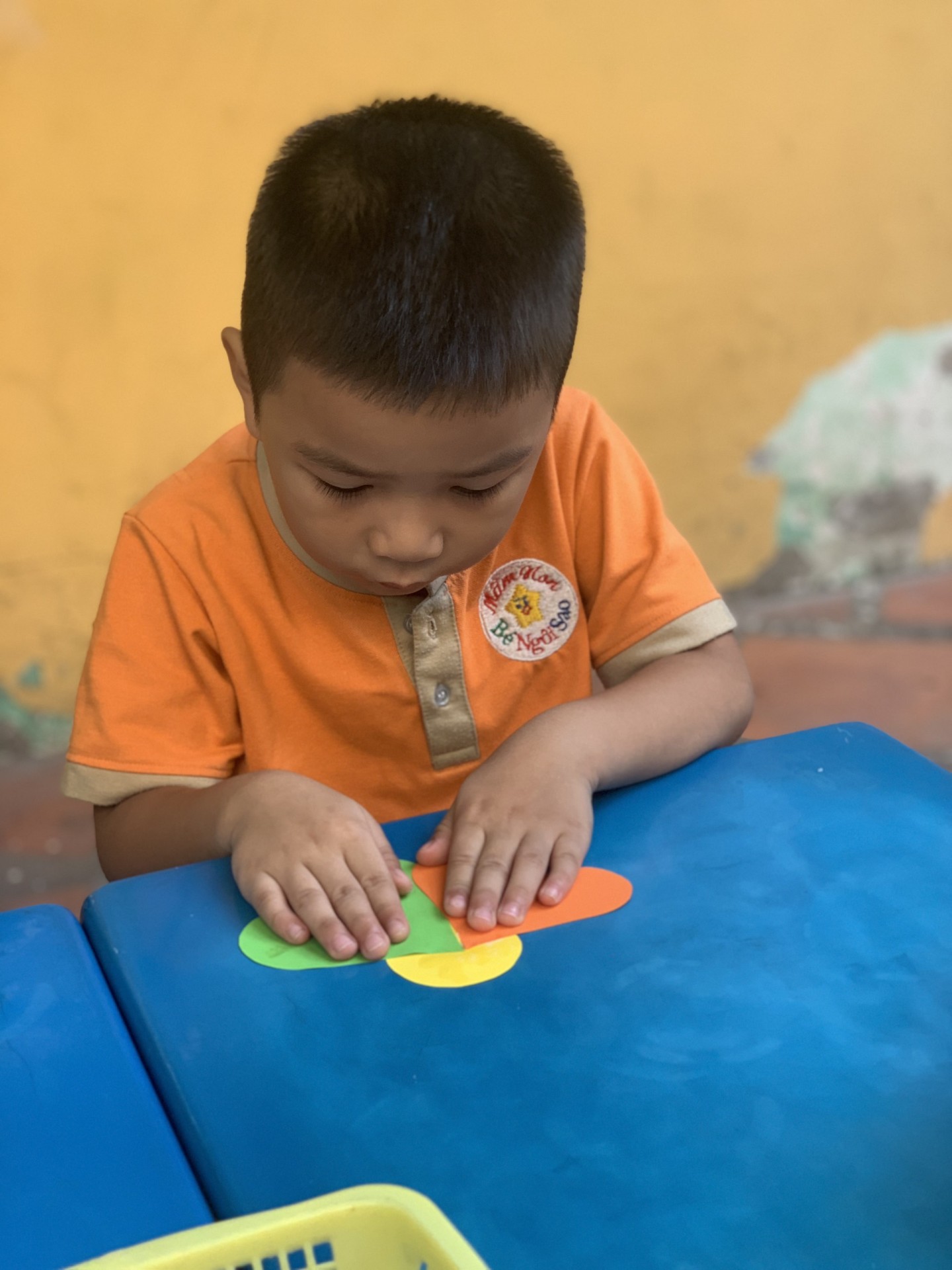 BÔNG HOA TẶNG MẸ 8-3-2023