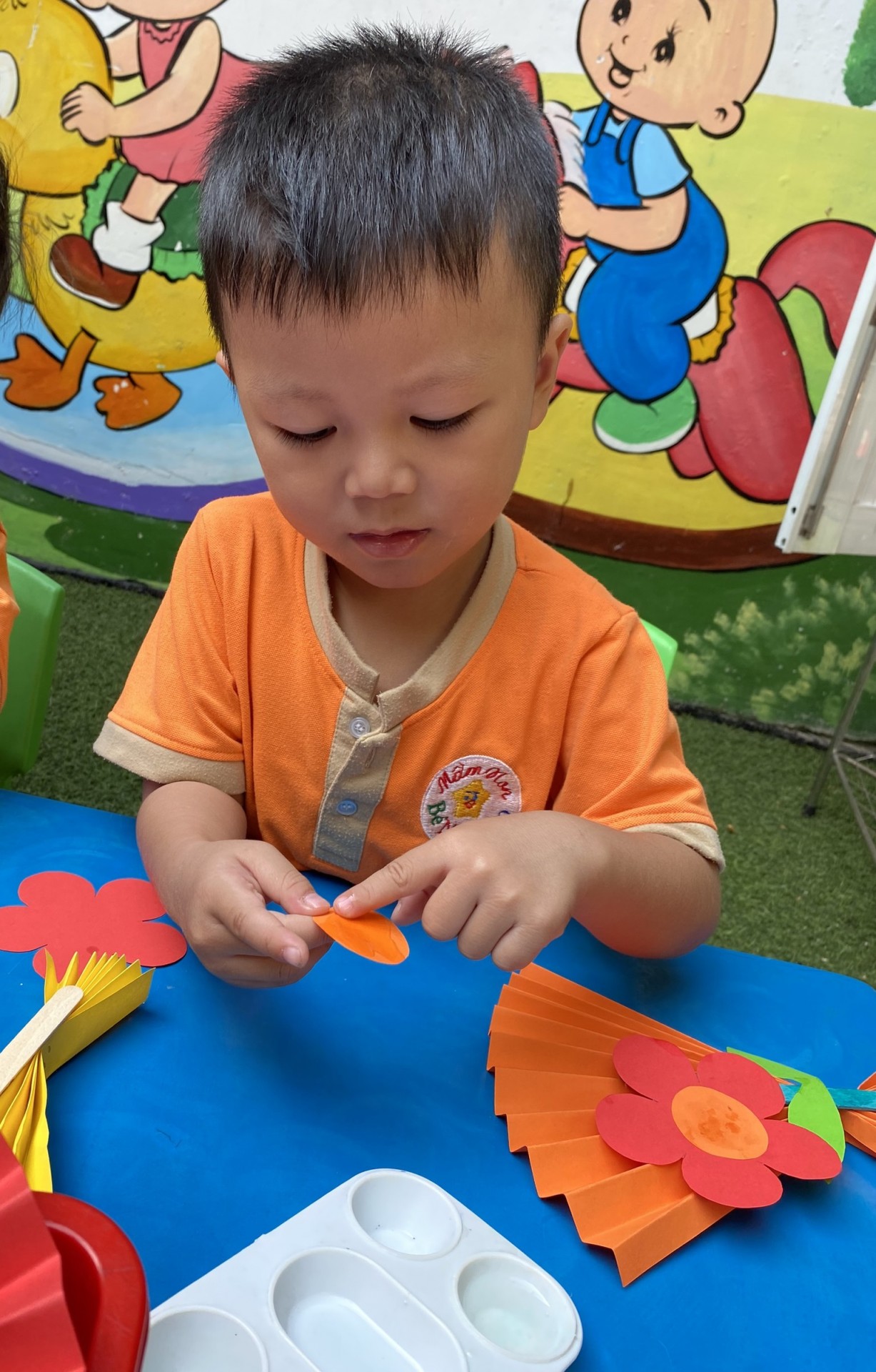 BÔNG HOA TẶNG MẸ 8-3-2023