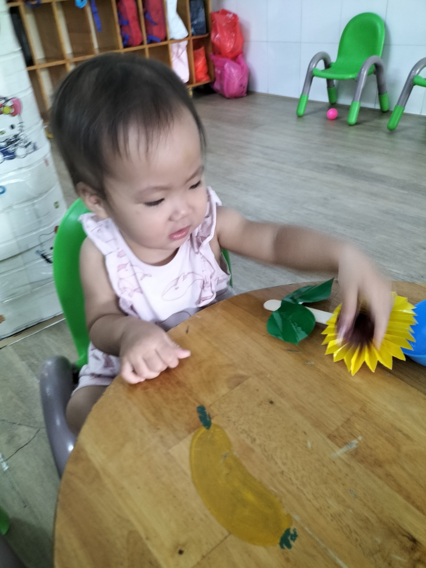 BÔNG HOA TẶNG MẸ 8-3-2023