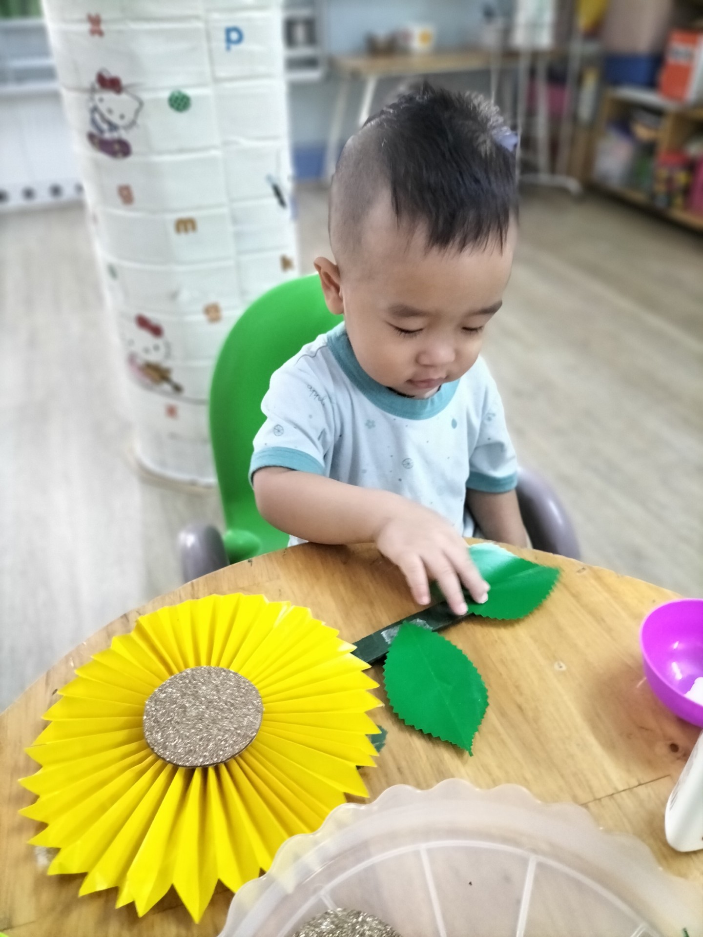 BÔNG HOA TẶNG MẸ 8-3-2023