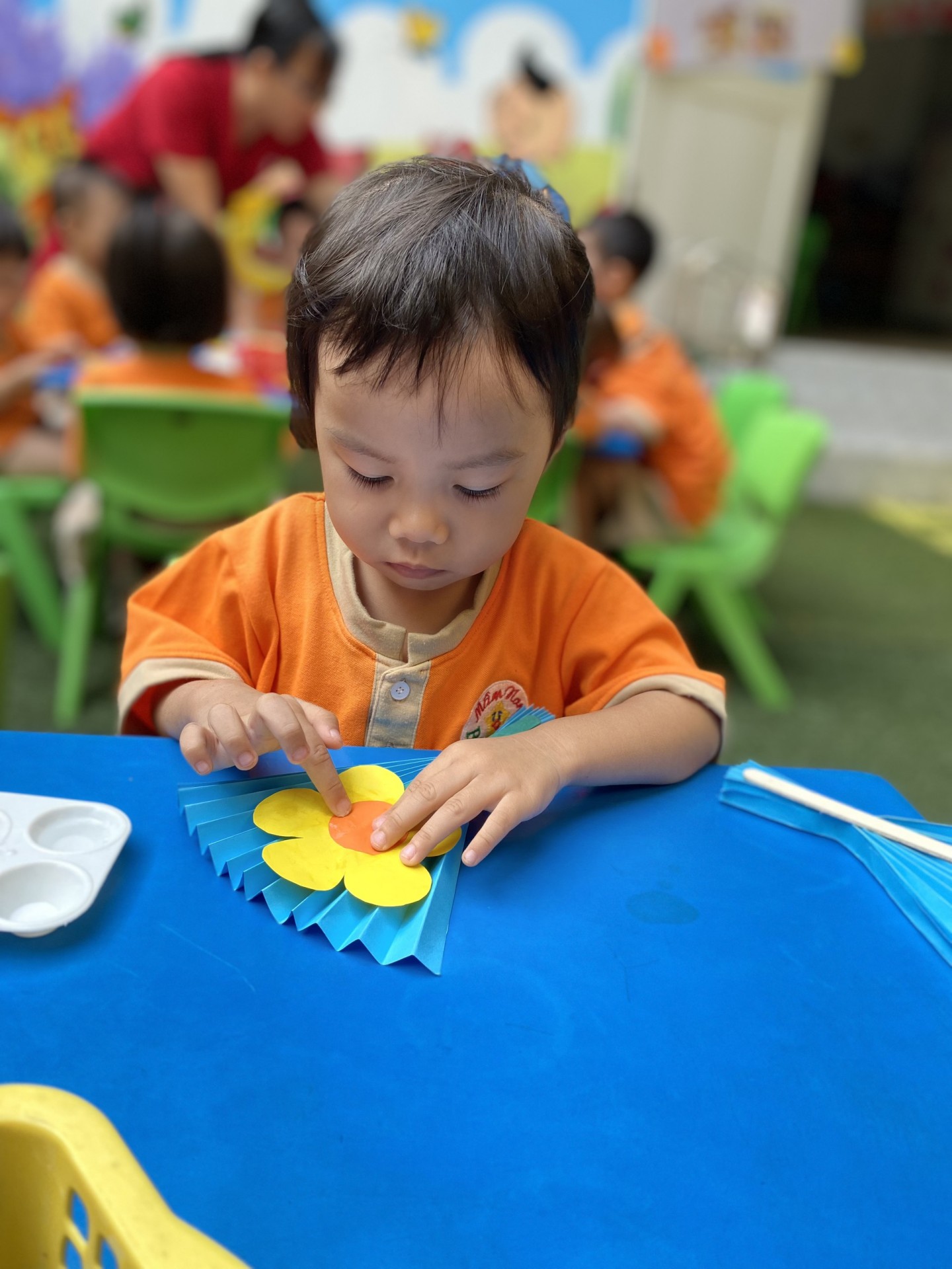 BÔNG HOA TẶNG MẸ 8-3-2023