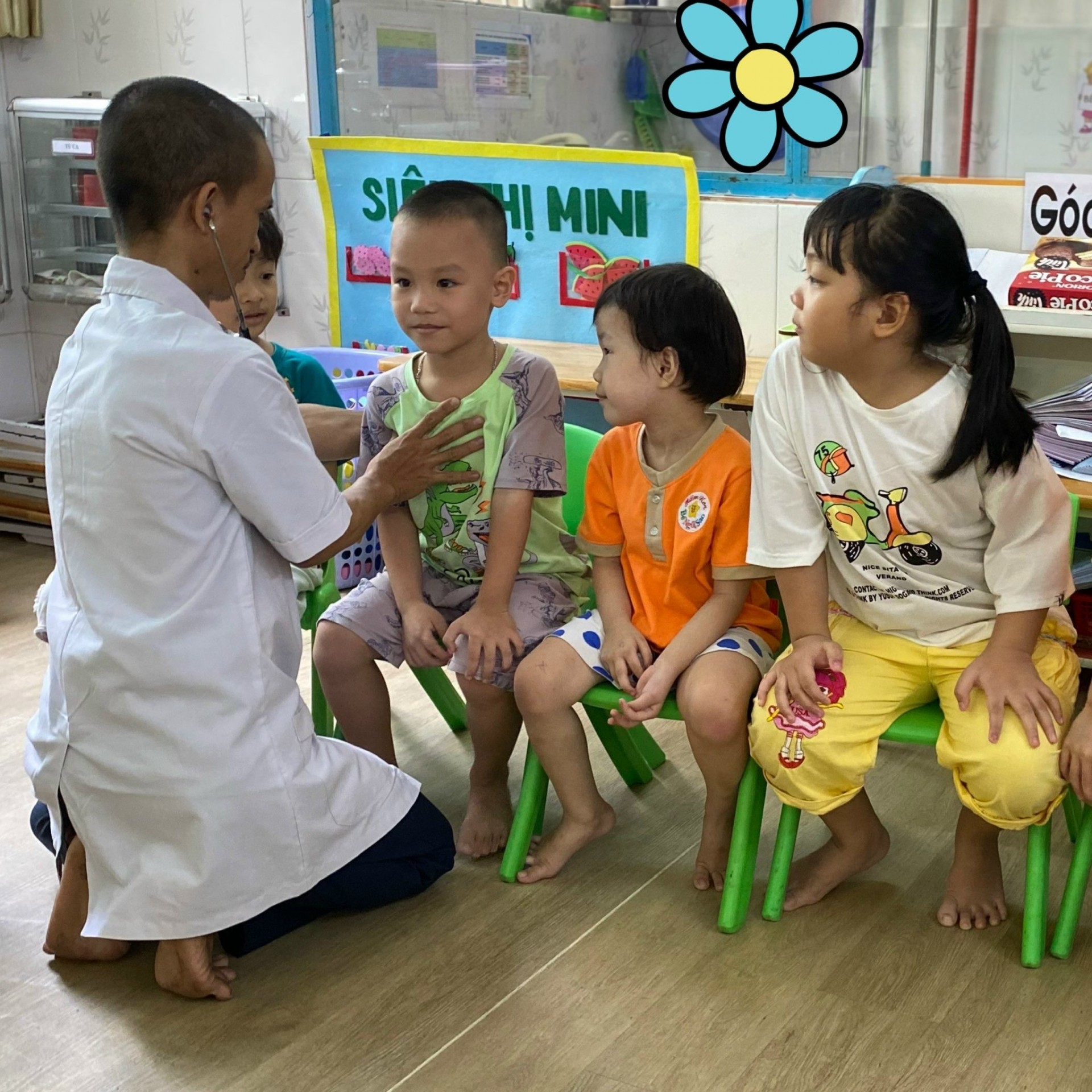 KHÁM SỨC KHỎE NĂM HỌC 2022-2023