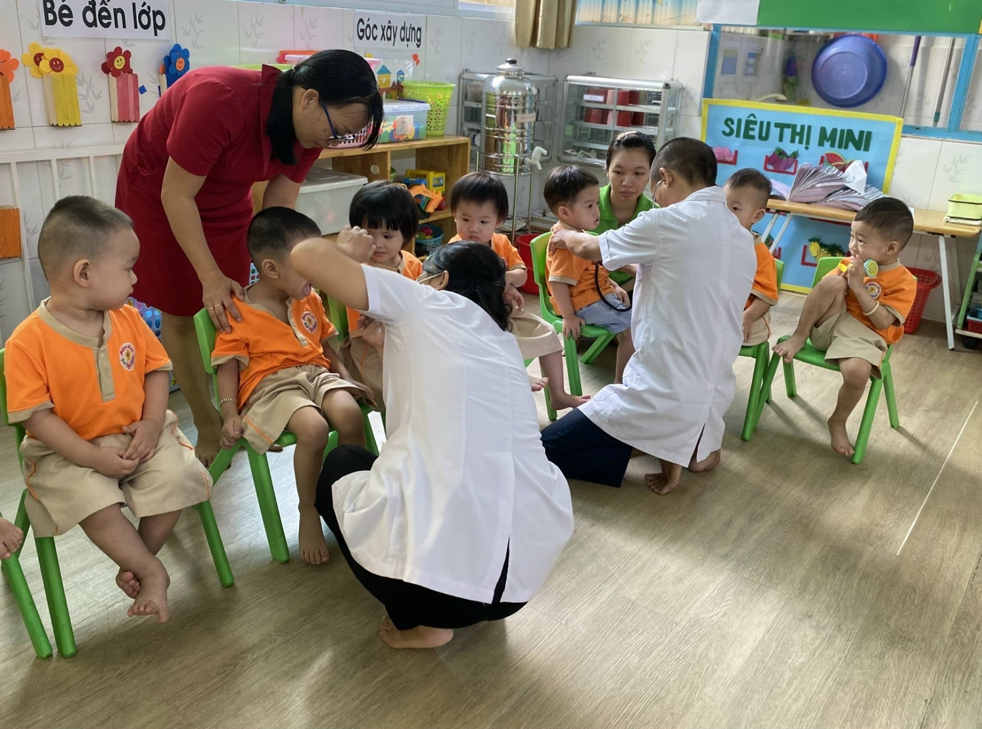 KHÁM SỨC KHỎE NĂM HỌC 2022-2023