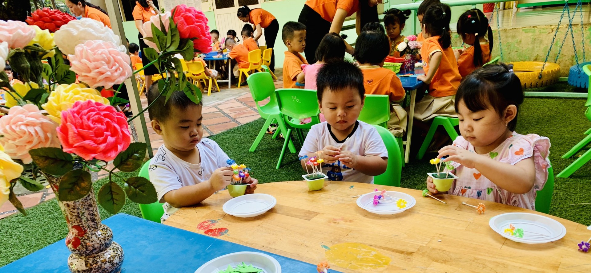 MÓN QUÀ 20/10 CỦA BÉ 