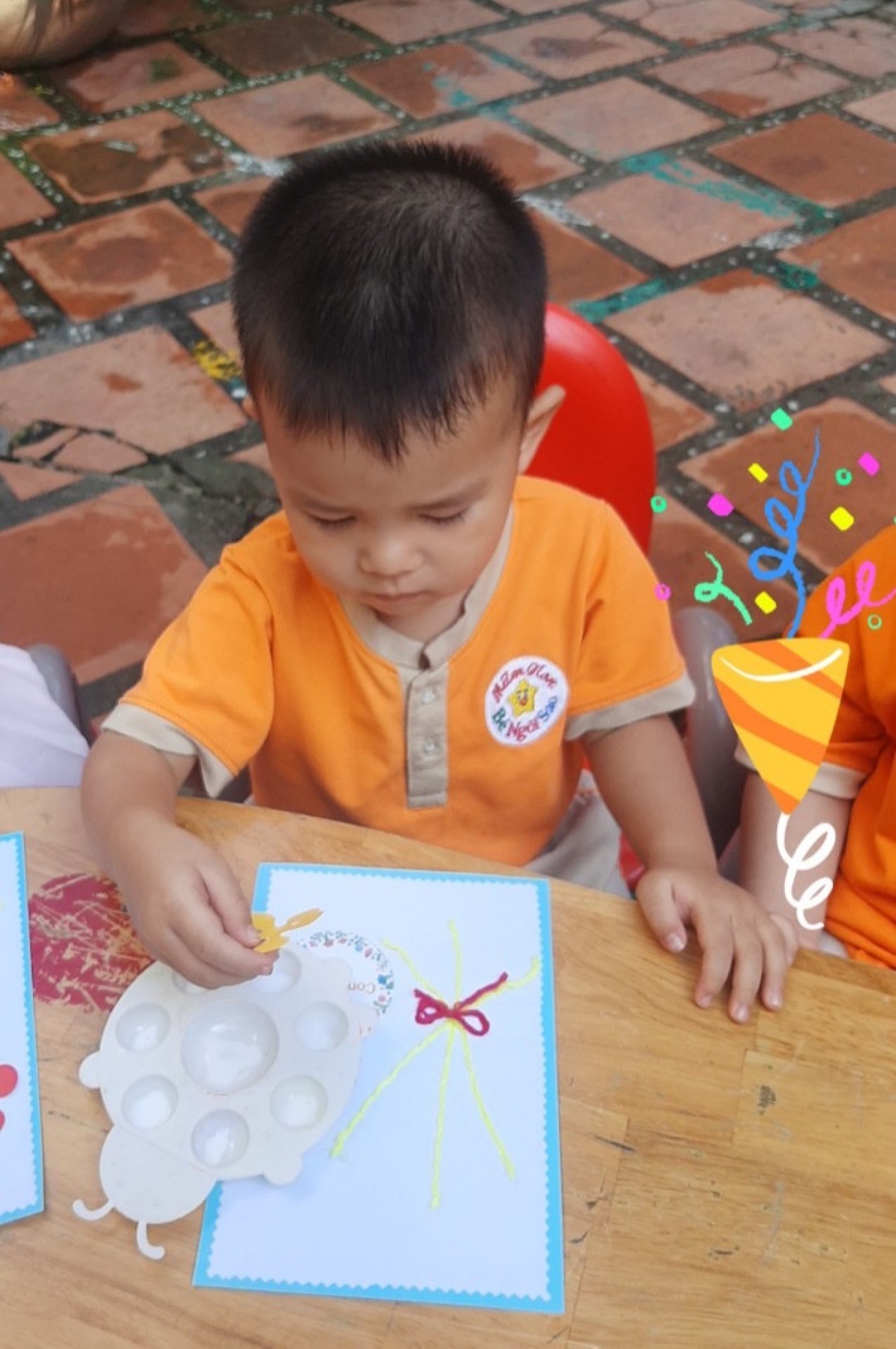 MÓN QUÀ 20/10 CỦA BÉ 