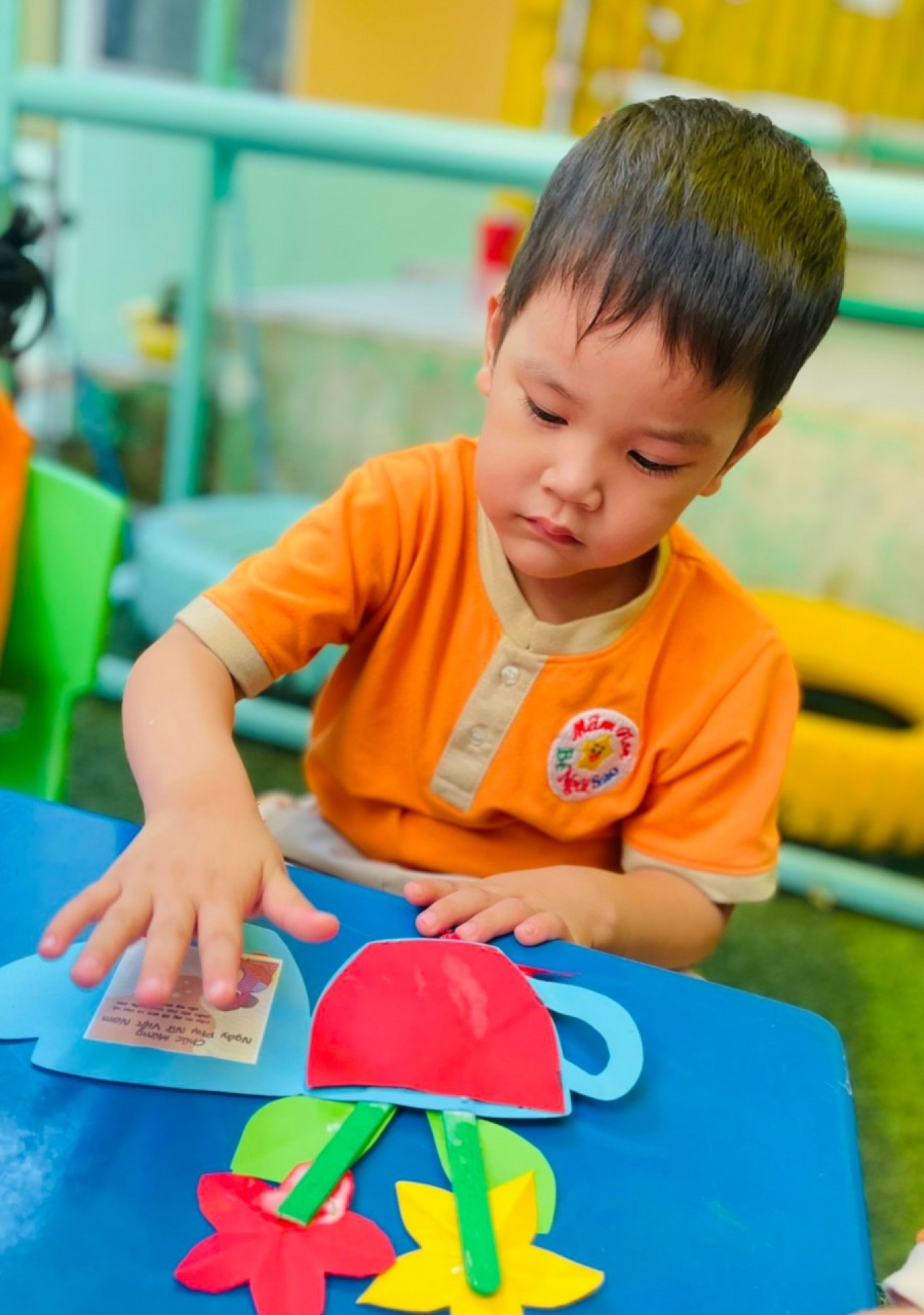 MÓN QUÀ 20/10 CỦA BÉ 