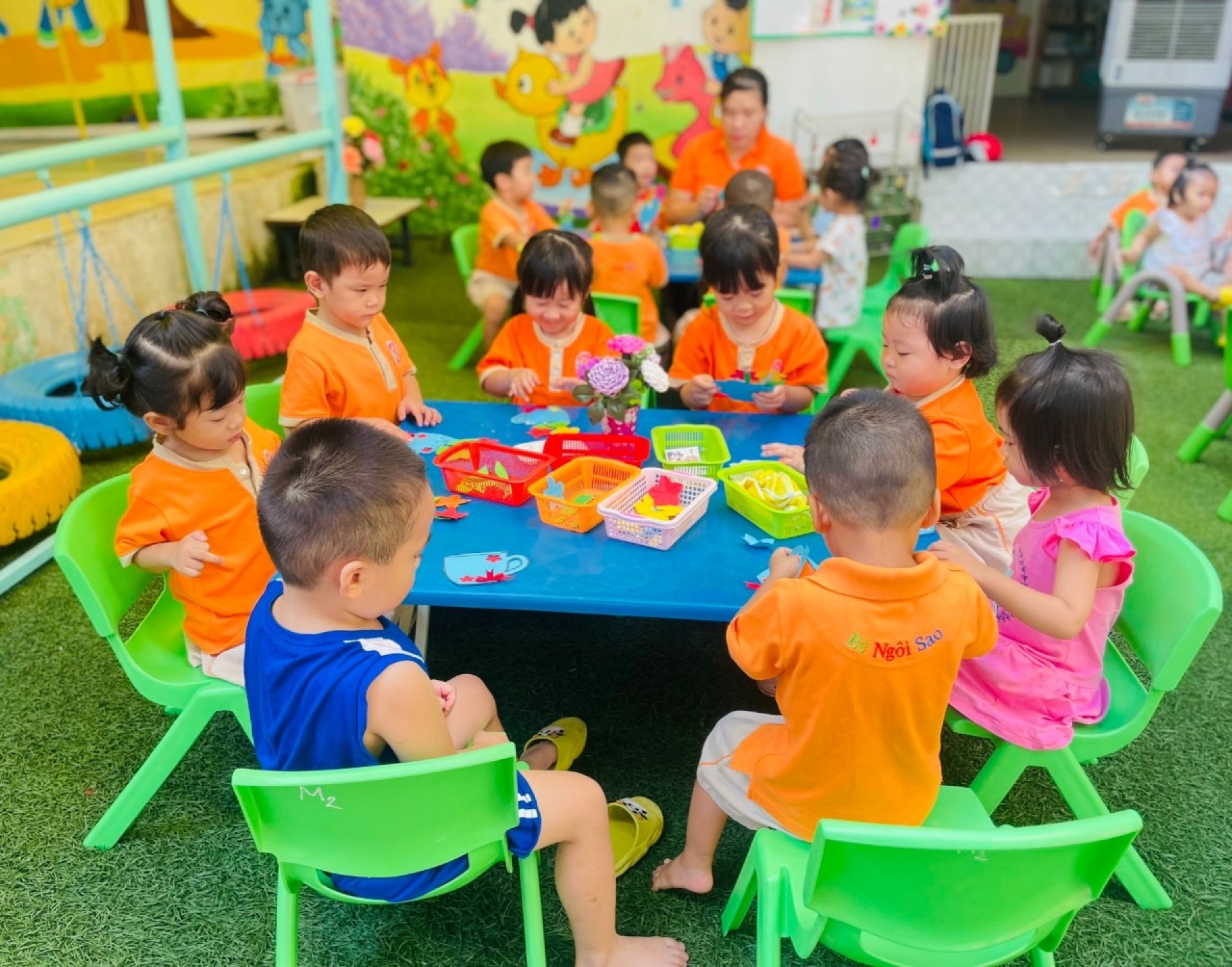 MÓN QUÀ 20/10 CỦA BÉ 