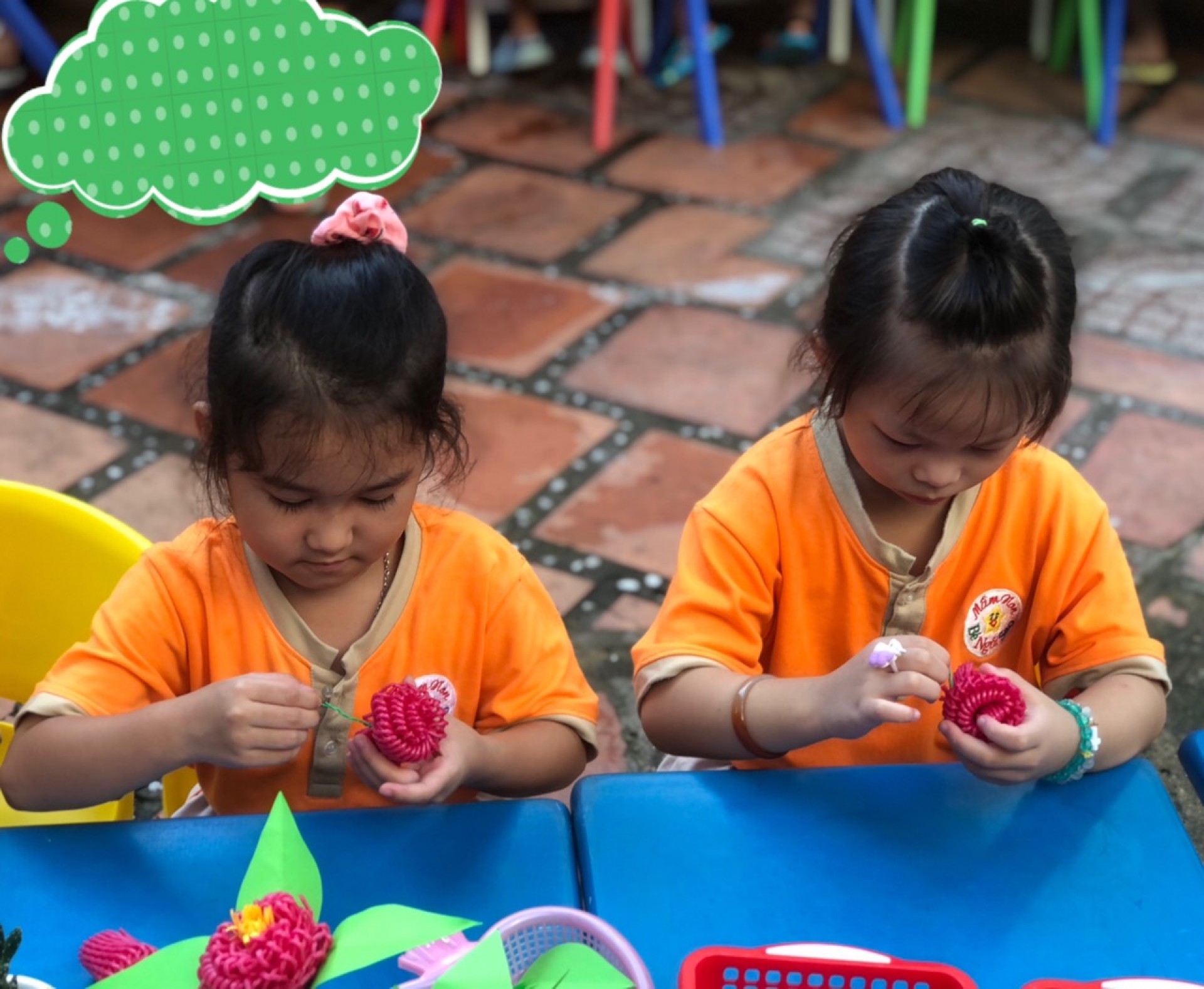 MÓN QUÀ 20/10 CỦA BÉ 