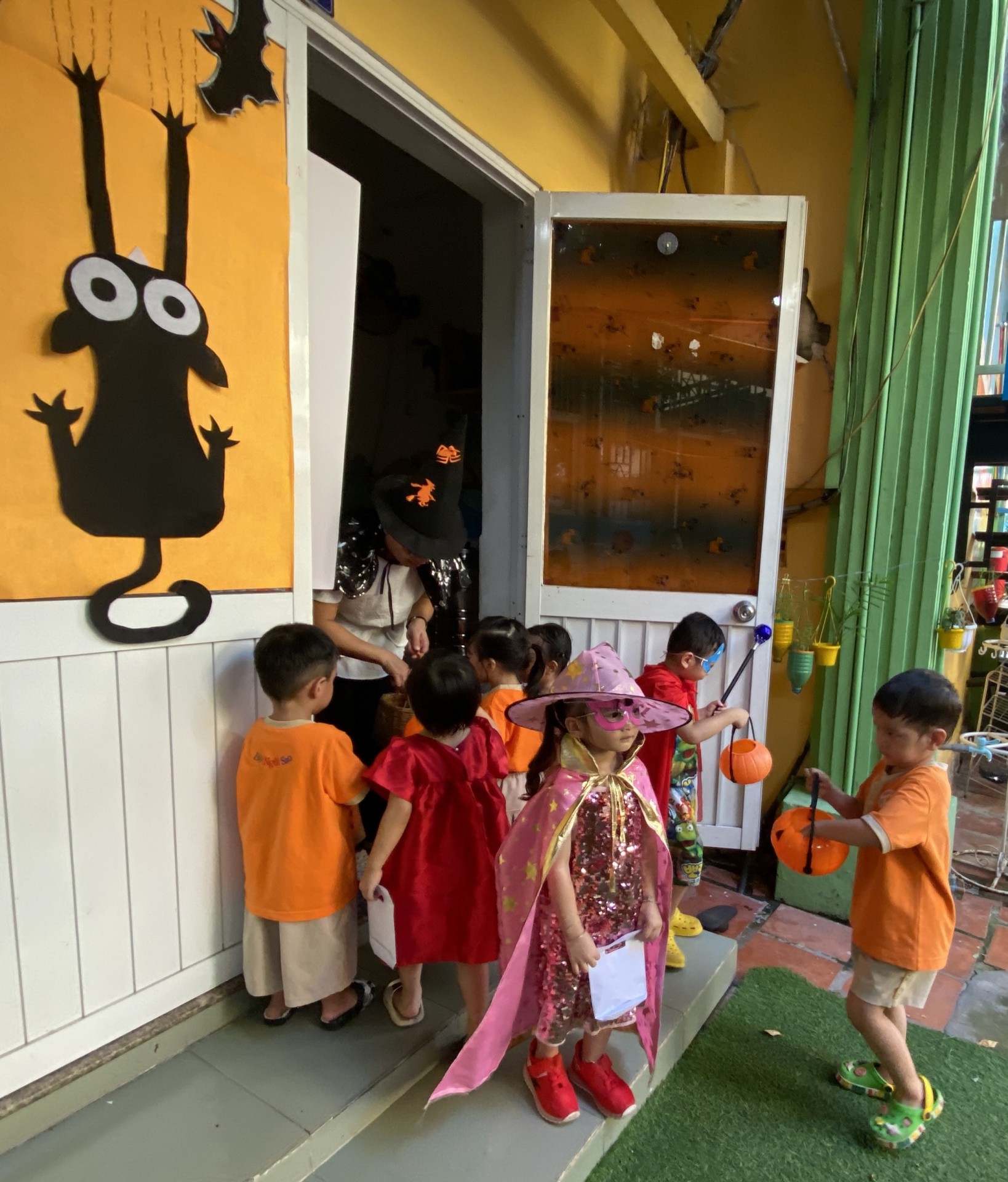 LỄ HỘI HÓA TRANG 2023