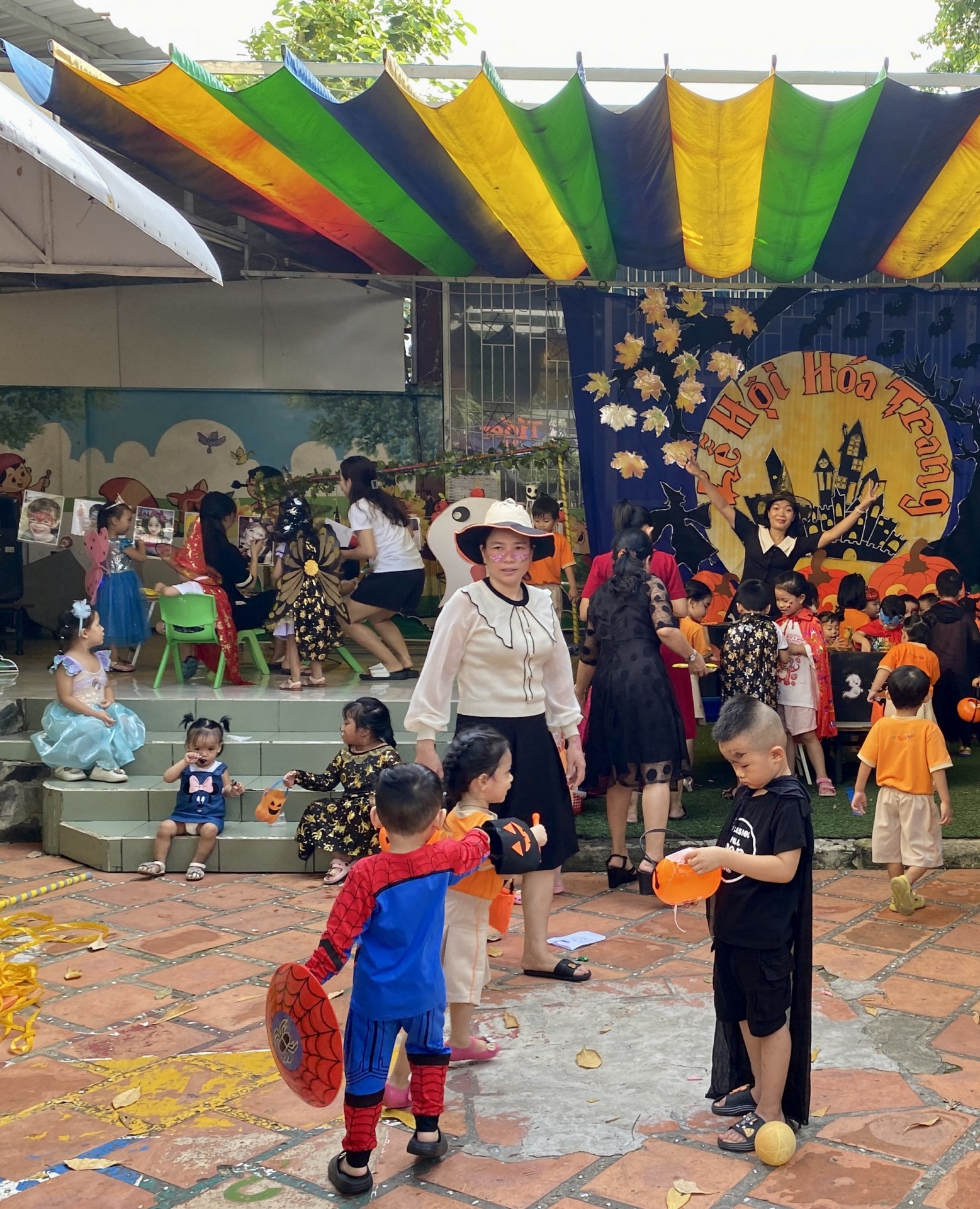 LỄ HỘI HÓA TRANG 2023