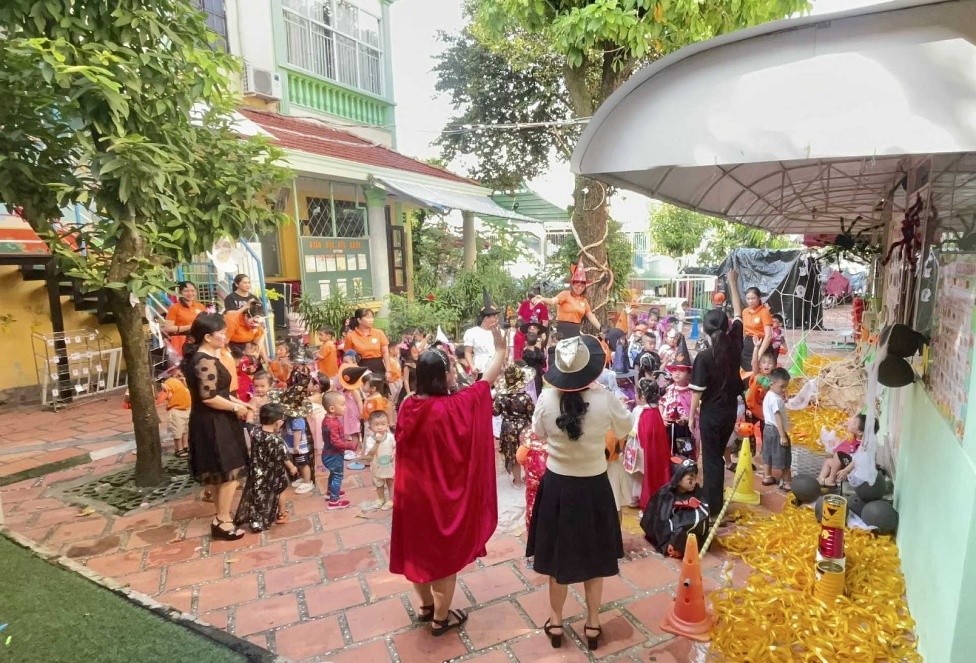 LỄ HỘI HÓA TRANG 2023