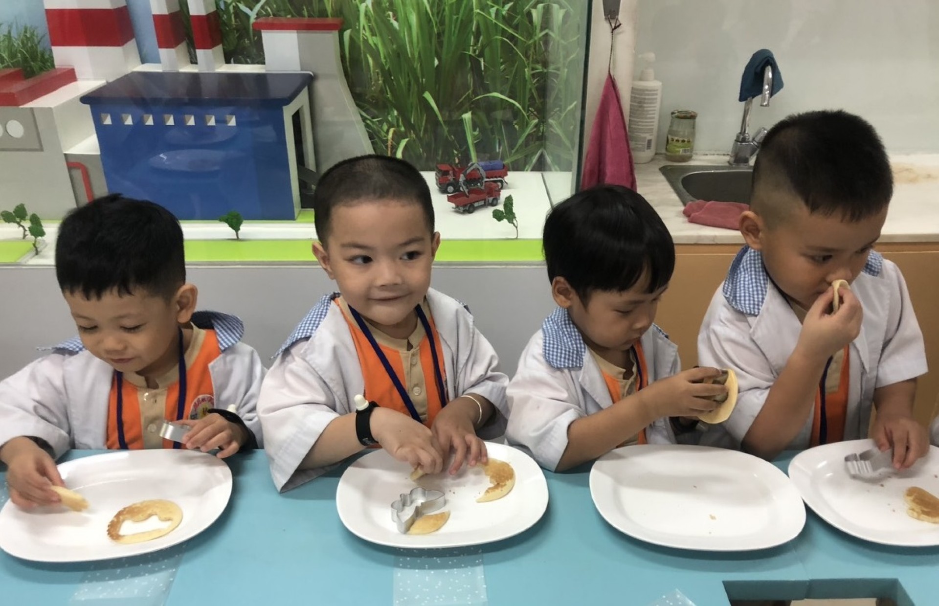 THÀNH PHỐ HƯỚNG NGHIỆP VIETOPIA - 2023 - LỚP CHỒI