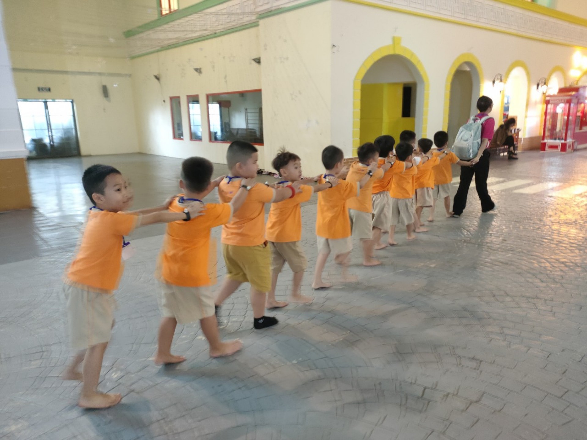 THÀNH PHỐ HƯỚNG NGHIỆP VIETOPIA - 2023 - LỚP LÁ