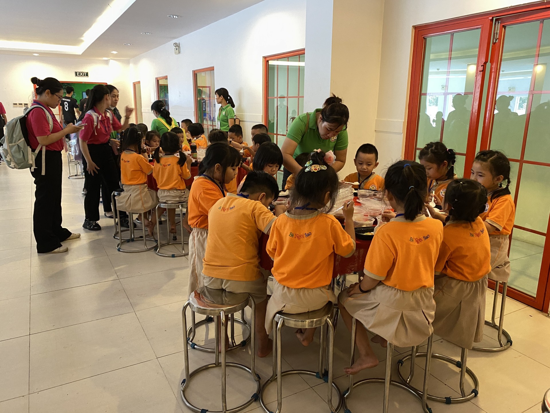 THÀNH PHỐ HƯỚNG NGHIỆP VIETOPIA - 2023 - LỚP LÁ