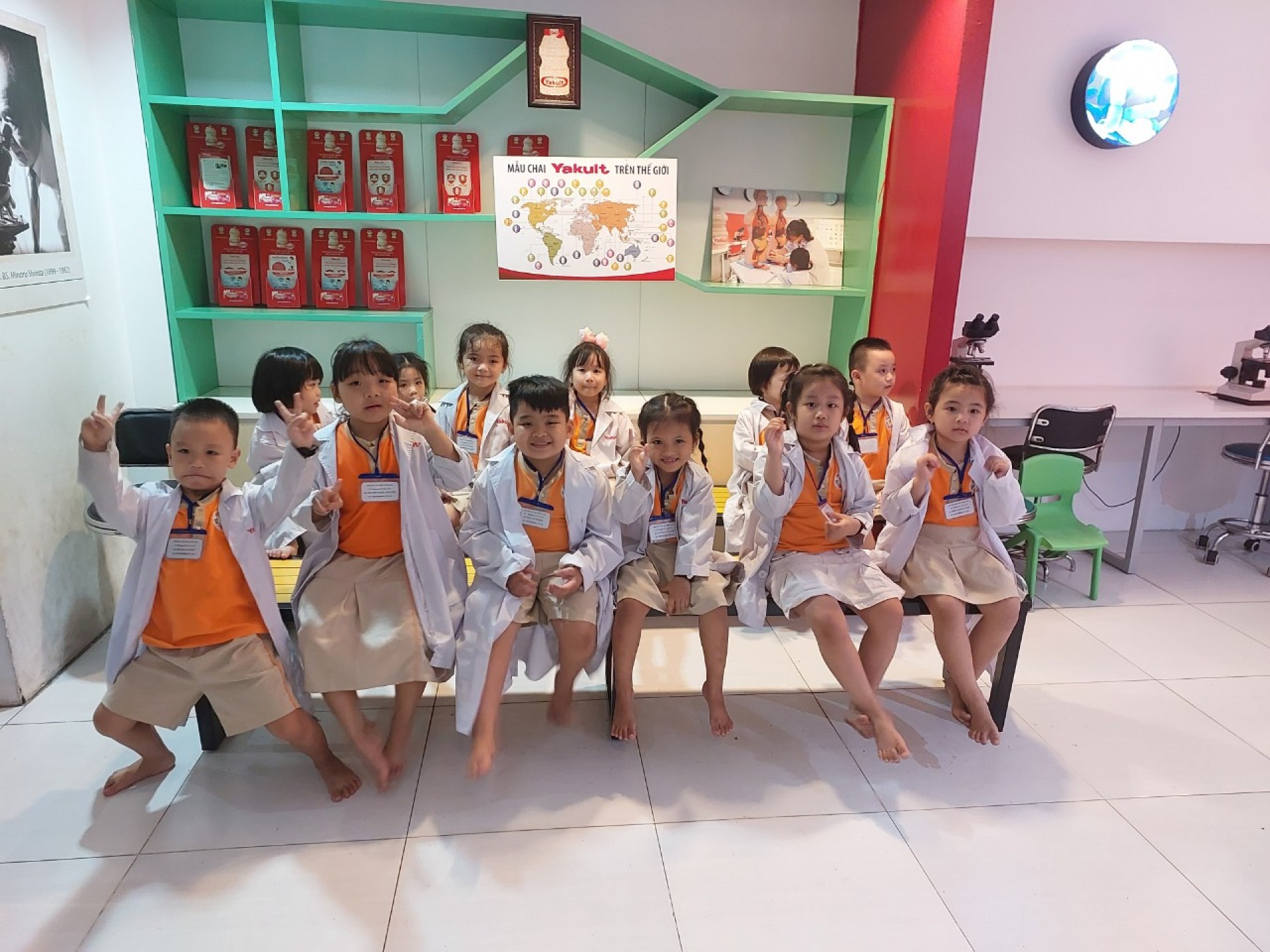 THÀNH PHỐ HƯỚNG NGHIỆP VIETOPIA - 2023 - LỚP LÁ