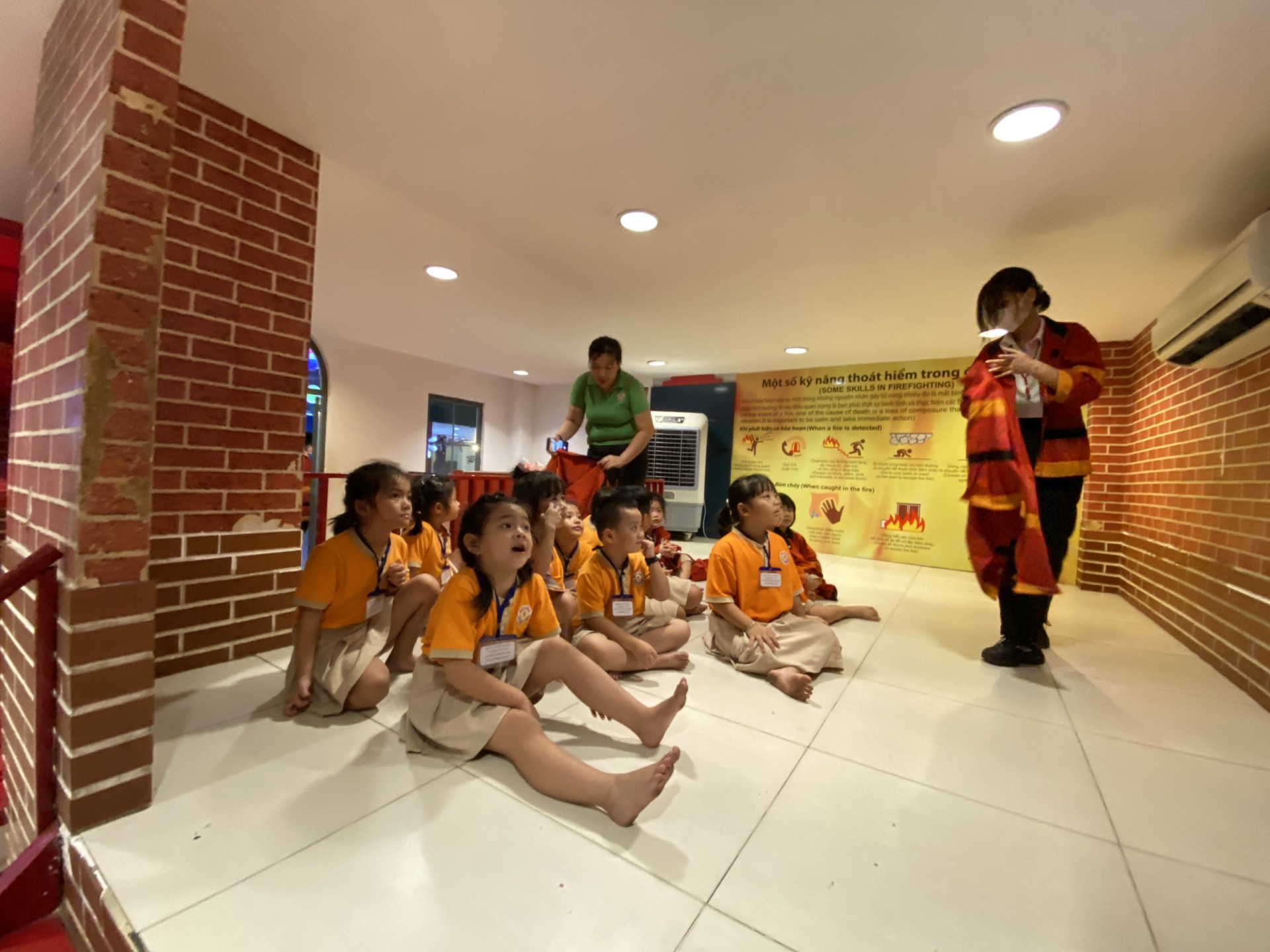 THÀNH PHỐ HƯỚNG NGHIỆP VIETOPIA - 2023 - LỚP LÁ