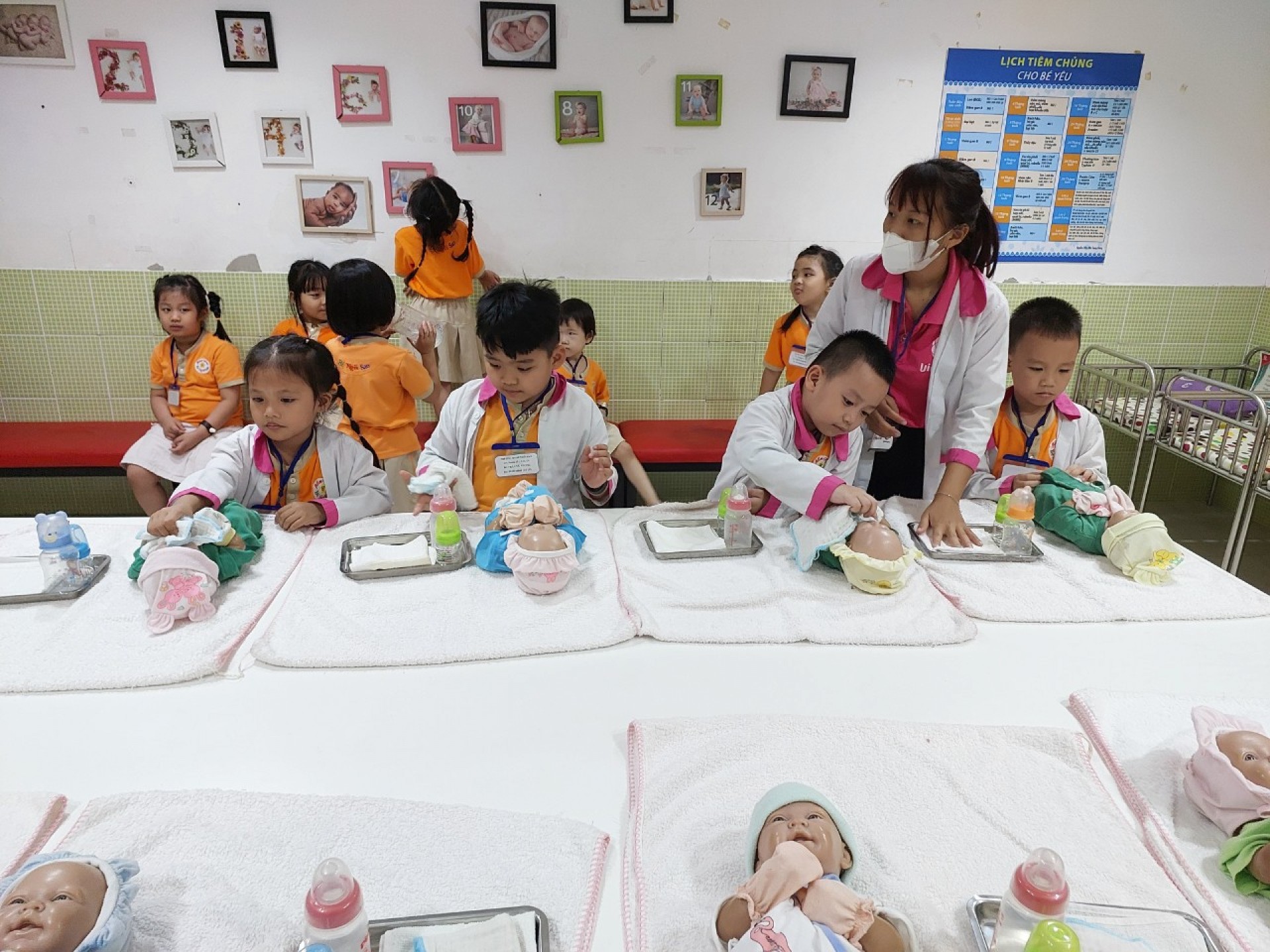 THÀNH PHỐ HƯỚNG NGHIỆP VIETOPIA - 2023 - LỚP LÁ