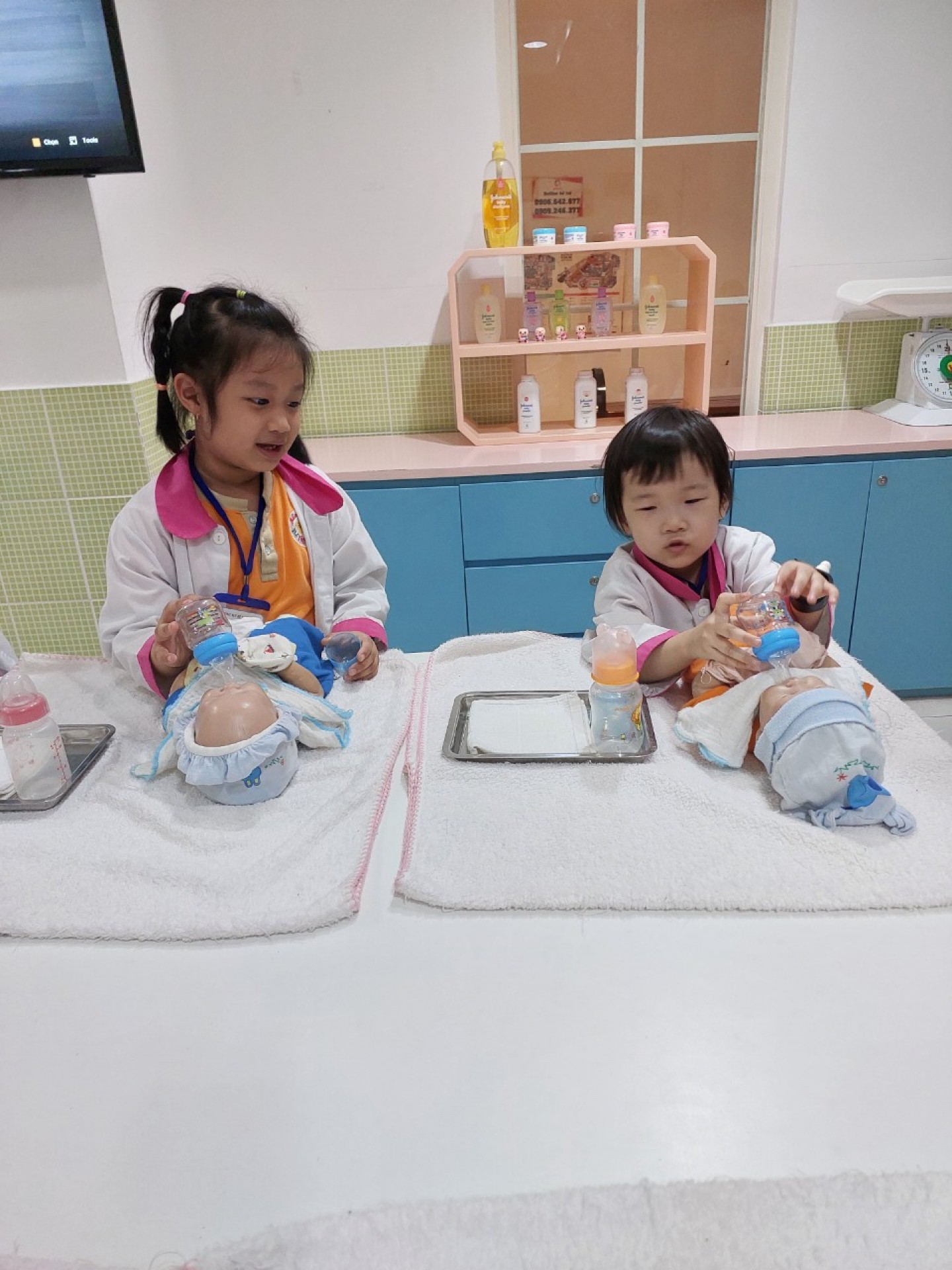 THÀNH PHỐ HƯỚNG NGHIỆP VIETOPIA - 2023 - LỚP LÁ