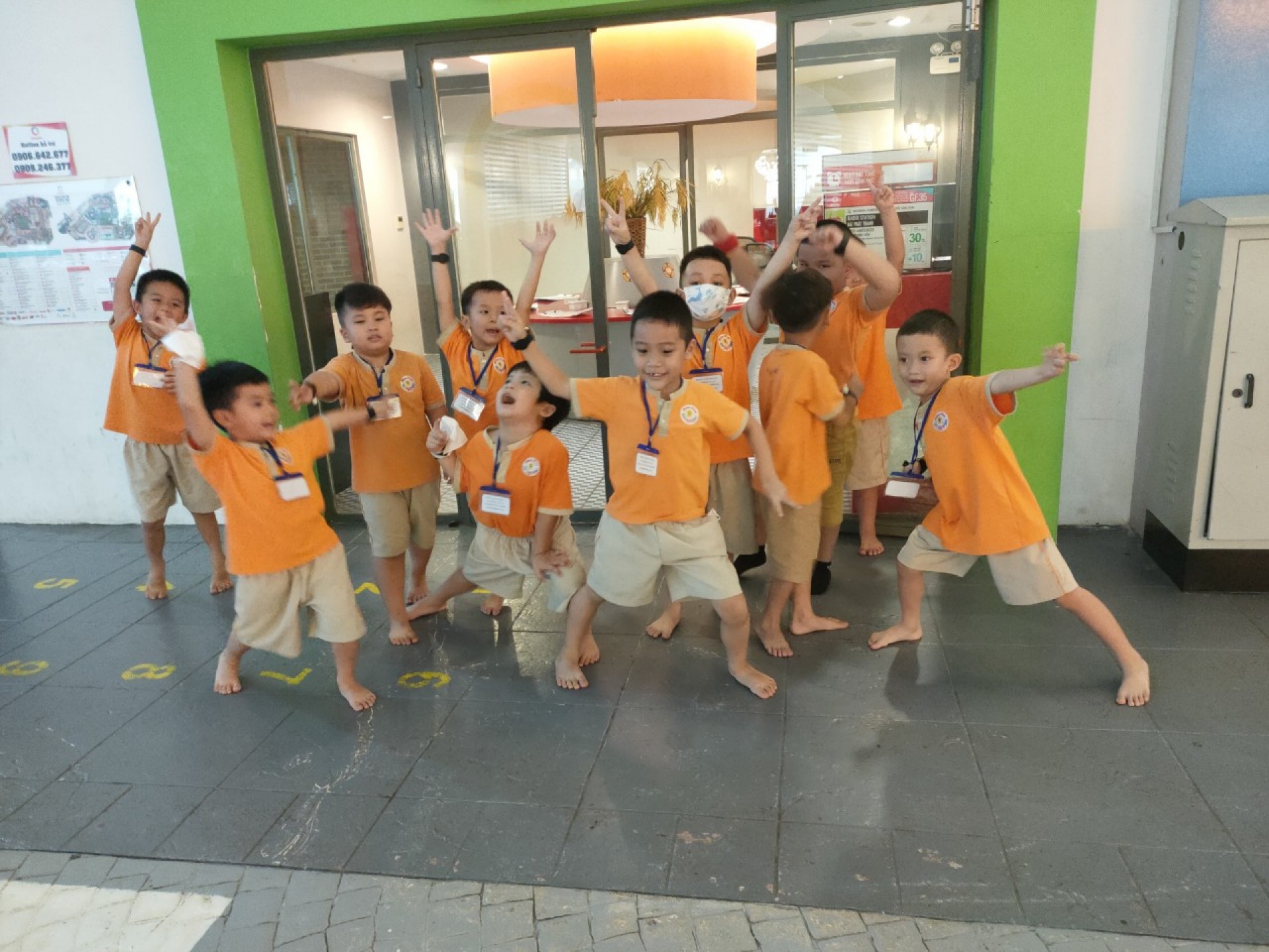 THÀNH PHỐ HƯỚNG NGHIỆP VIETOPIA - 2023 - LỚP LÁ