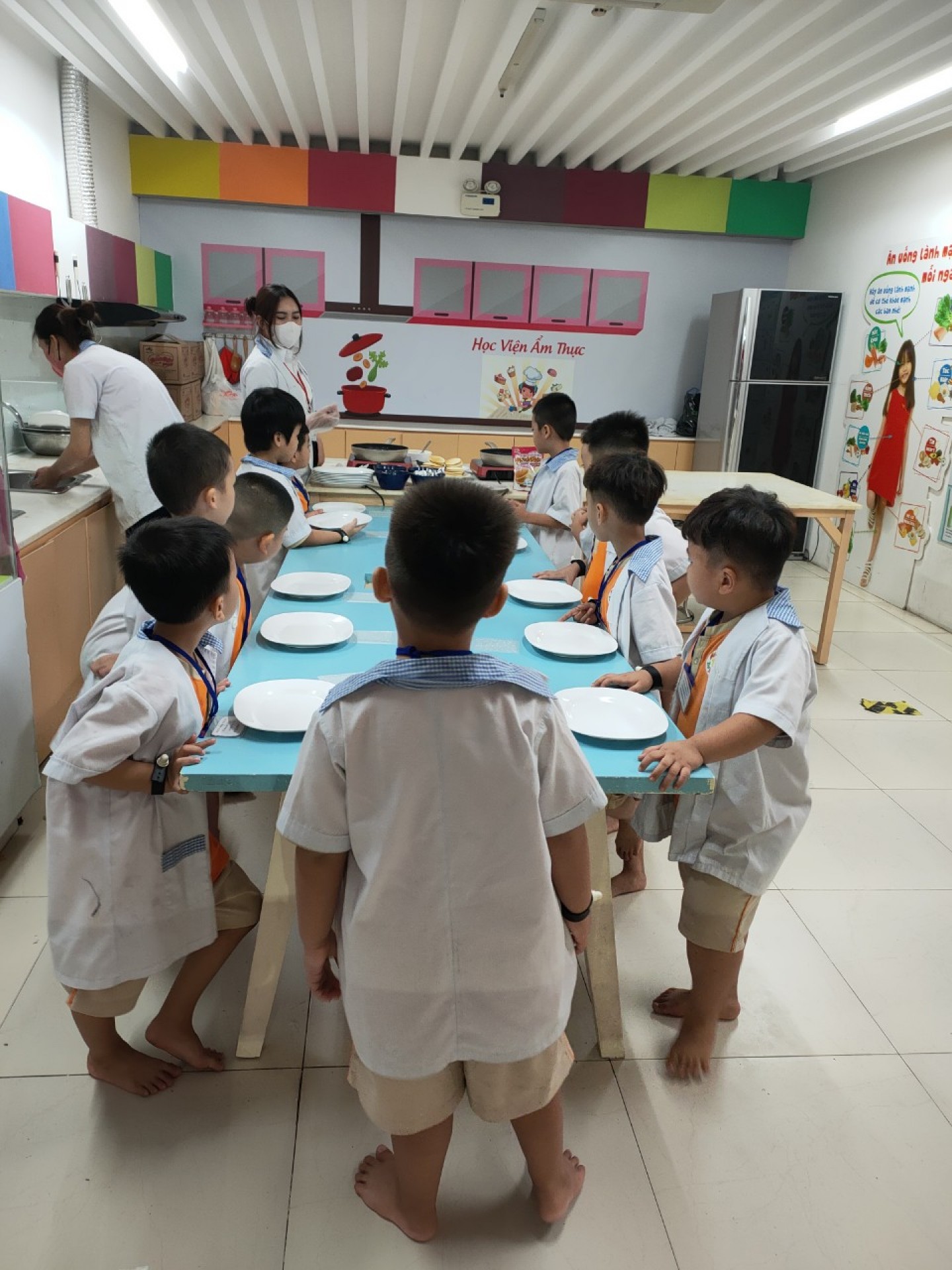 THÀNH PHỐ HƯỚNG NGHIỆP VIETOPIA - 2023 - LỚP LÁ