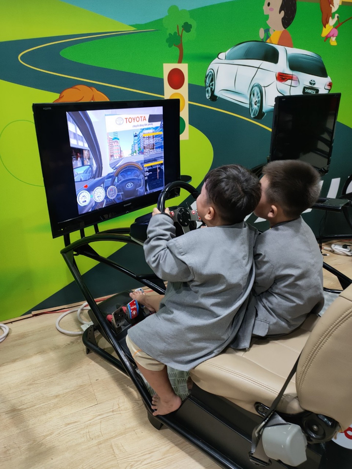 THÀNH PHỐ HƯỚNG NGHIỆP VIETOPIA - 2023 - LỚP LÁ