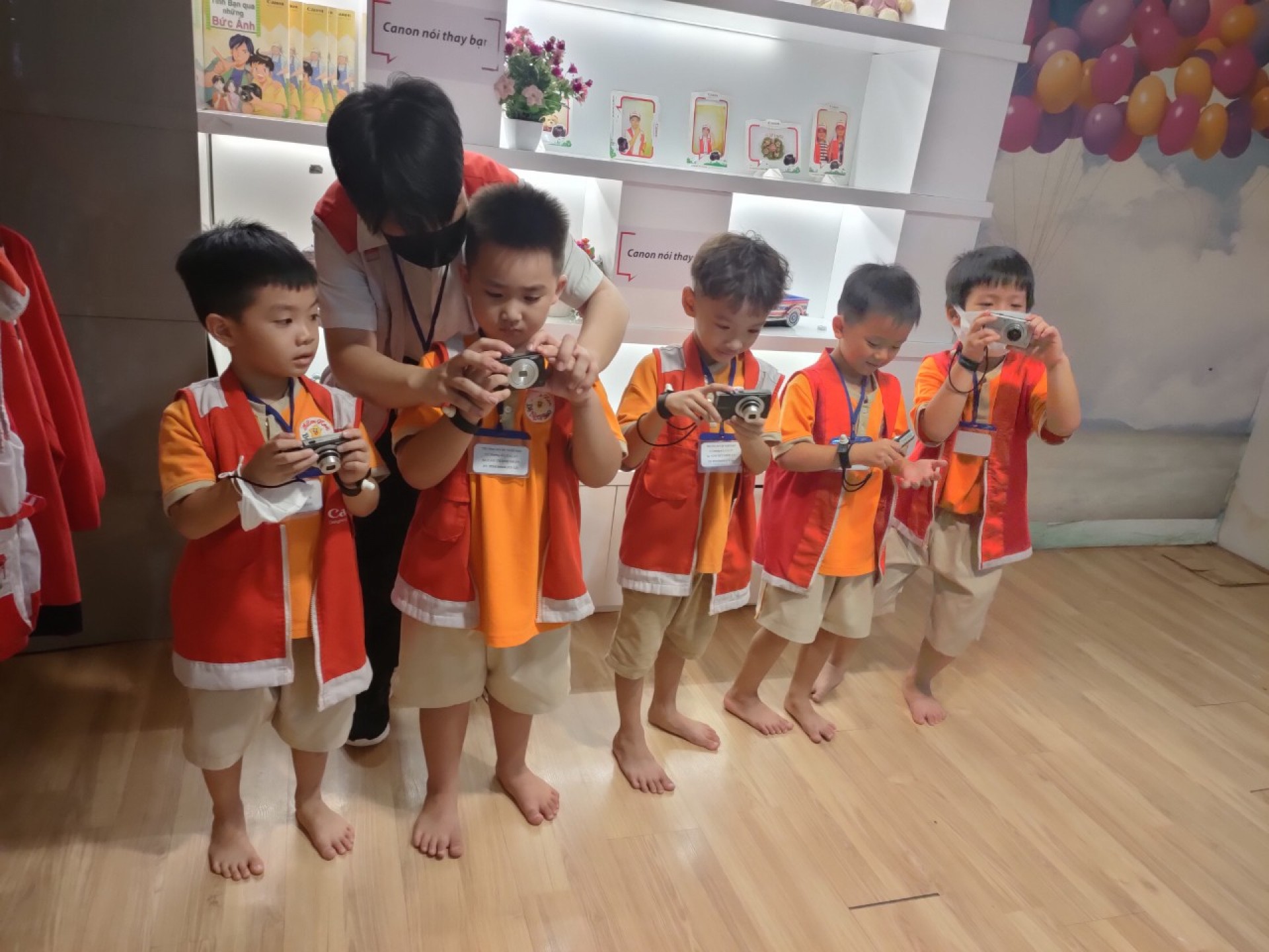 THÀNH PHỐ HƯỚNG NGHIỆP VIETOPIA - 2023 - LỚP LÁ