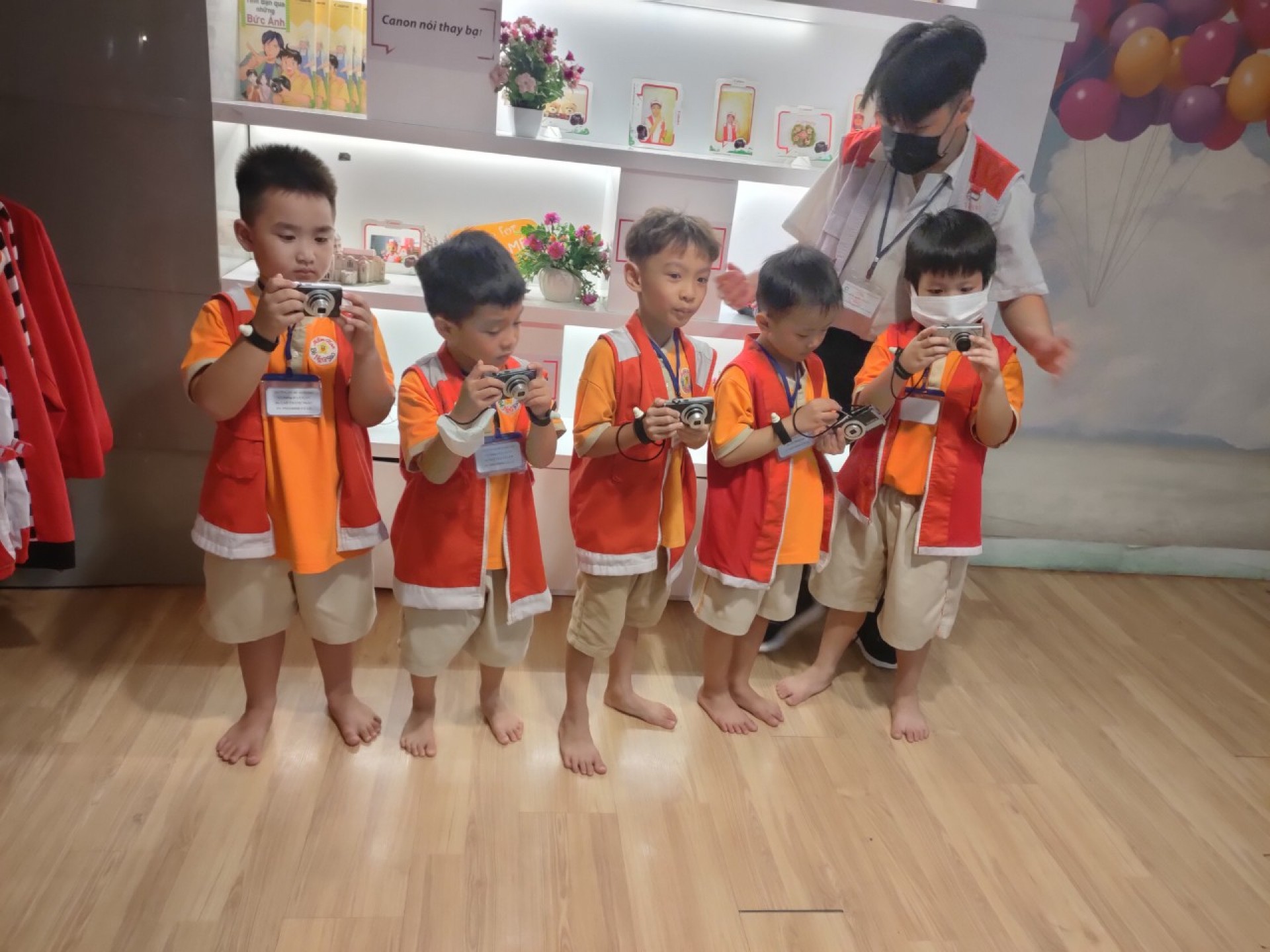 THÀNH PHỐ HƯỚNG NGHIỆP VIETOPIA - 2023 - LỚP LÁ