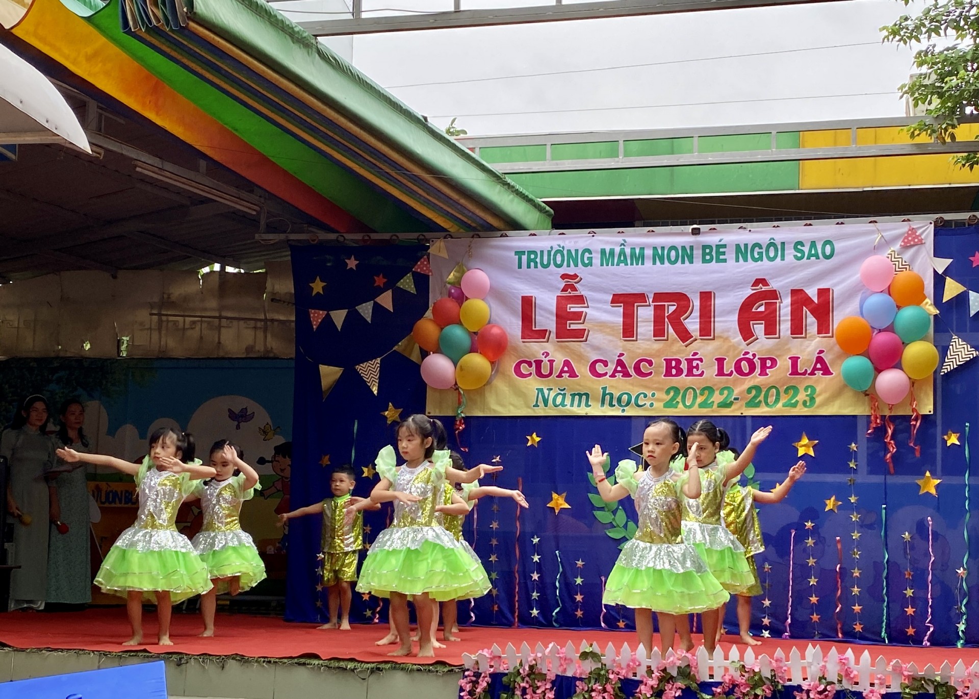 LỄ TRI ÂN CỦA CÁC BÉ LỚP LÁ NH - 2022 - 2023