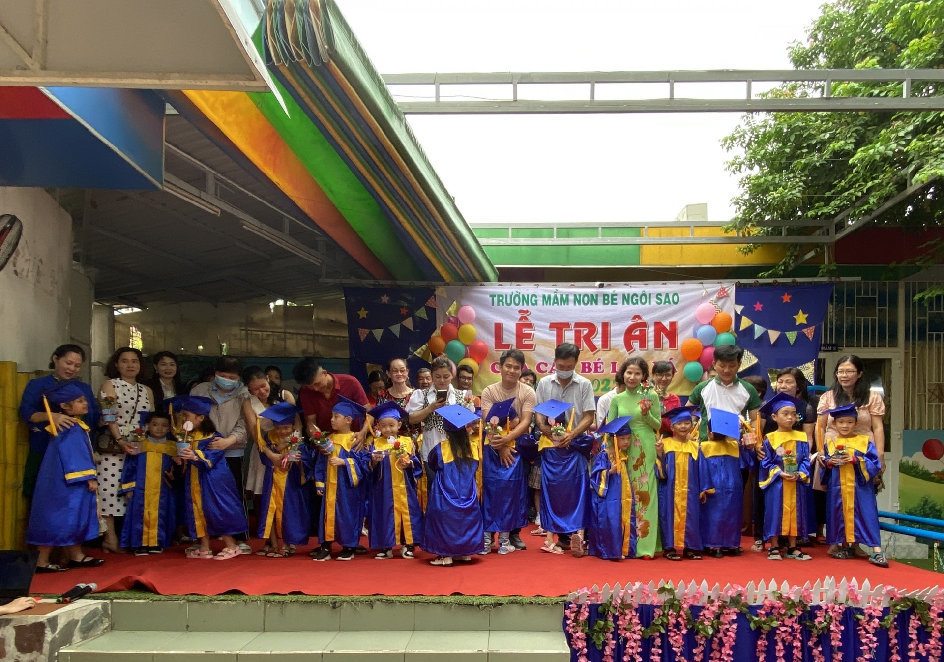 LỄ TRI ÂN CỦA CÁC BÉ LỚP LÁ NH - 2022 - 2023