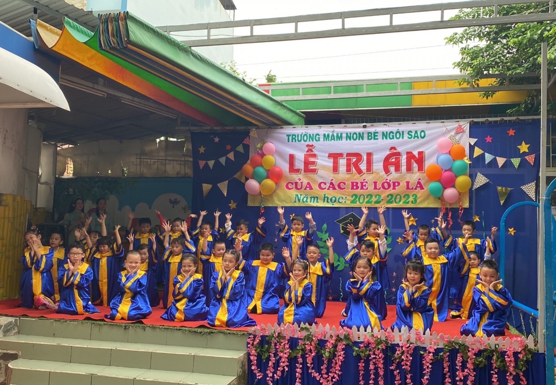 LỄ TRI ÂN CỦA CÁC BÉ LỚP LÁ NH - 2022 - 2023
