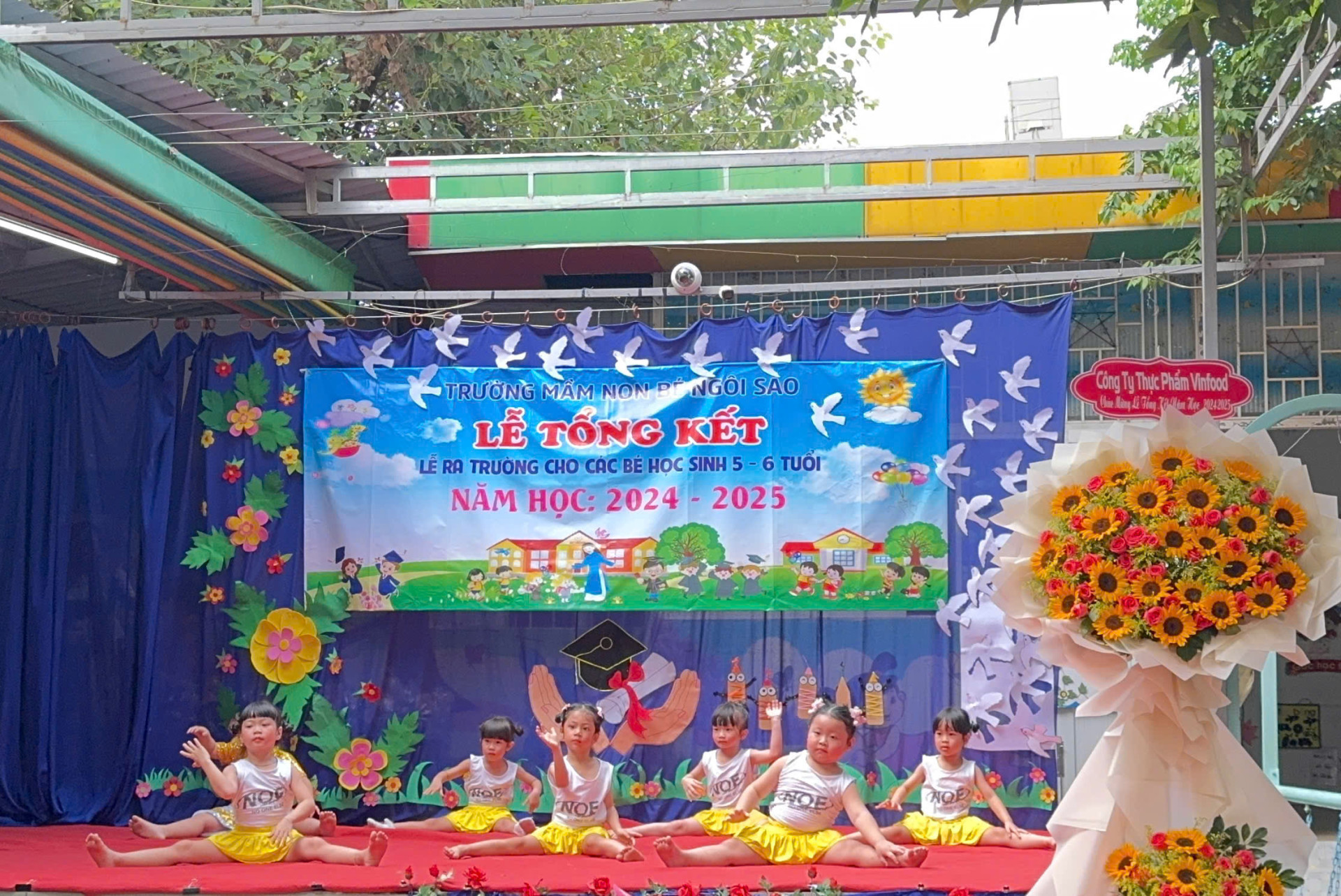 LỄ TỔNG KẾT VÀ TRI ÂN CỦA CÁC BÉ LỚP LÁ 2024-2025