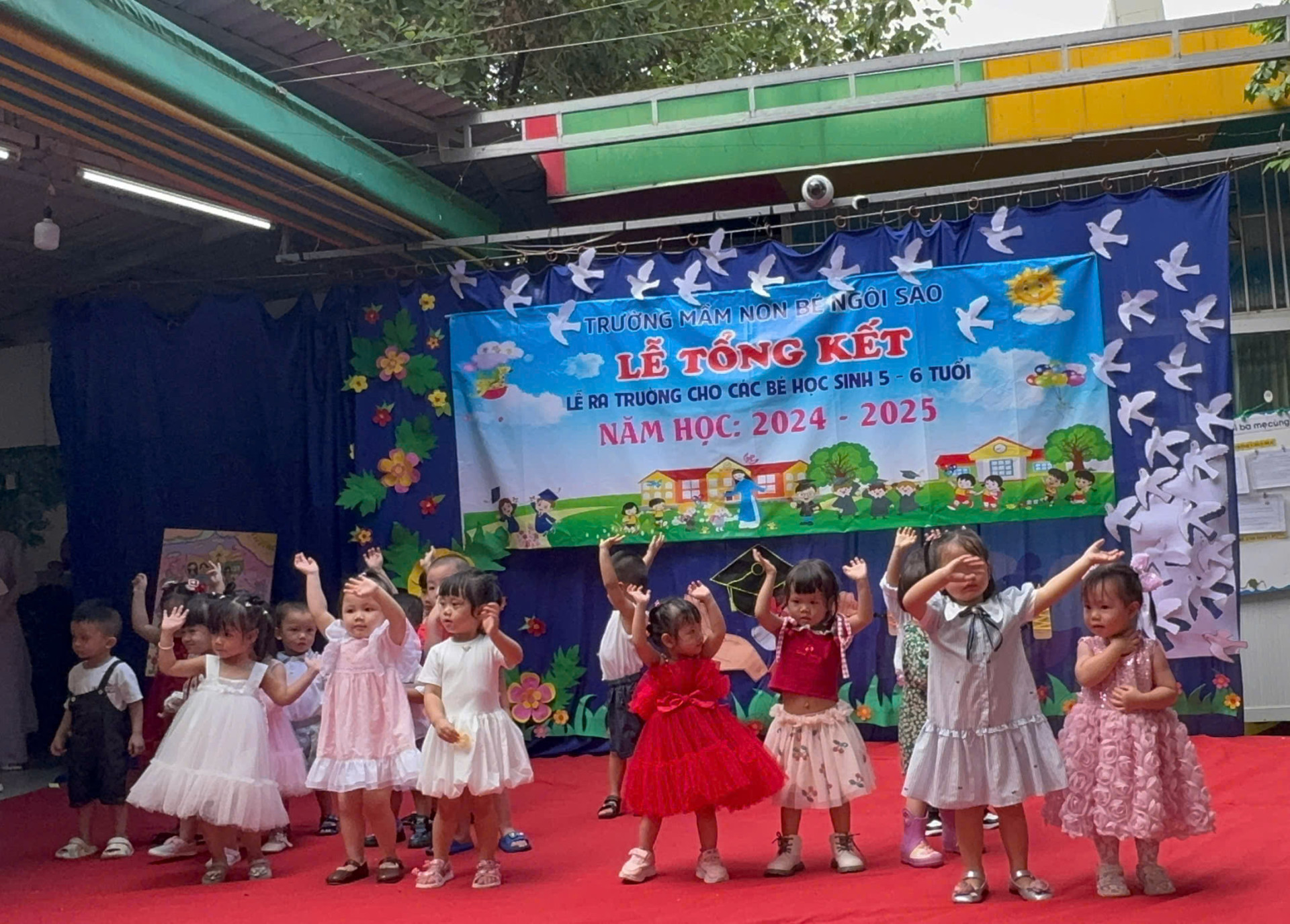 LỄ TỔNG KẾT VÀ TRI ÂN CỦA CÁC BÉ LỚP LÁ 2024-2025