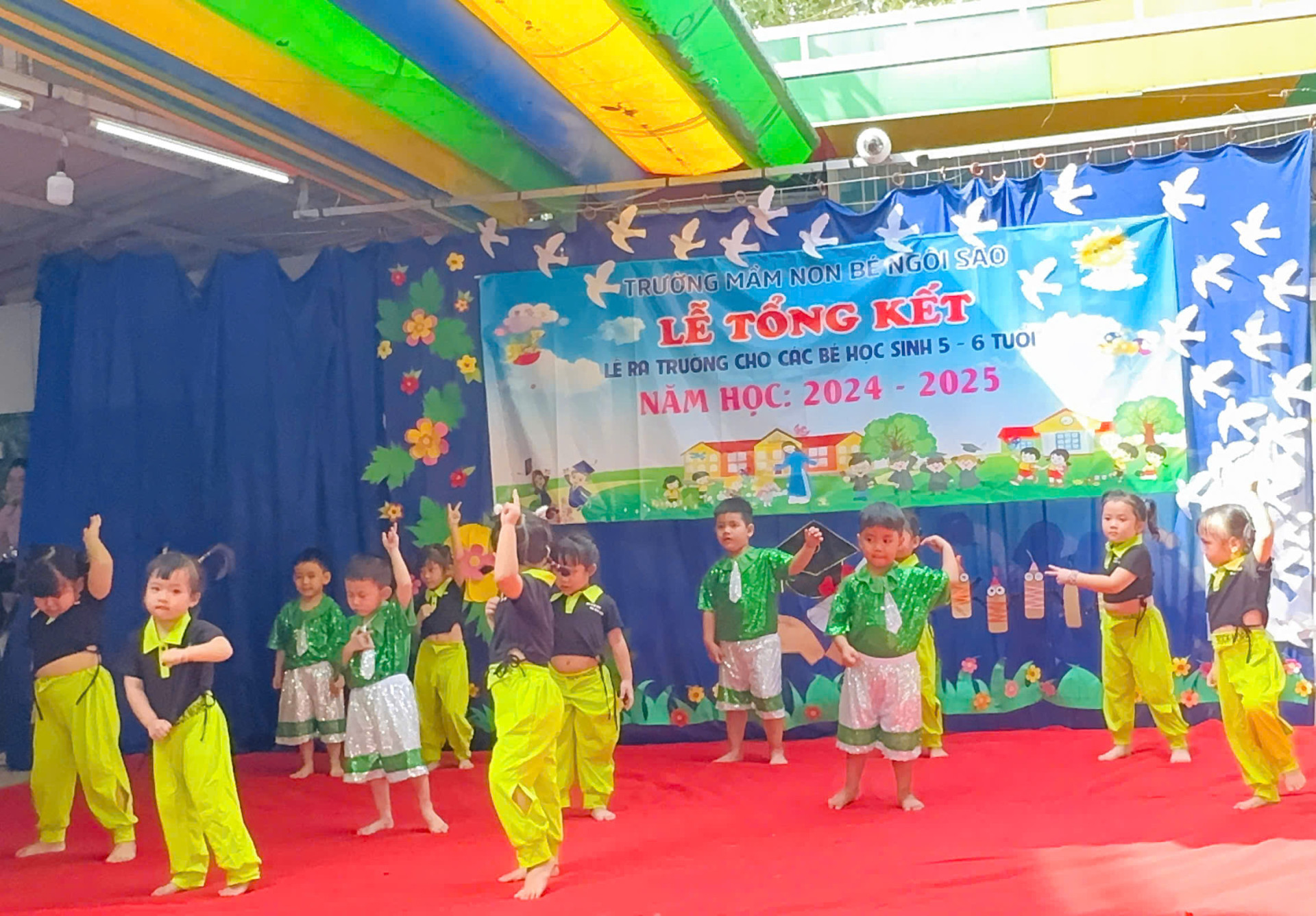 LỄ TỔNG KẾT VÀ TRI ÂN CỦA CÁC BÉ LỚP LÁ 2024-2025