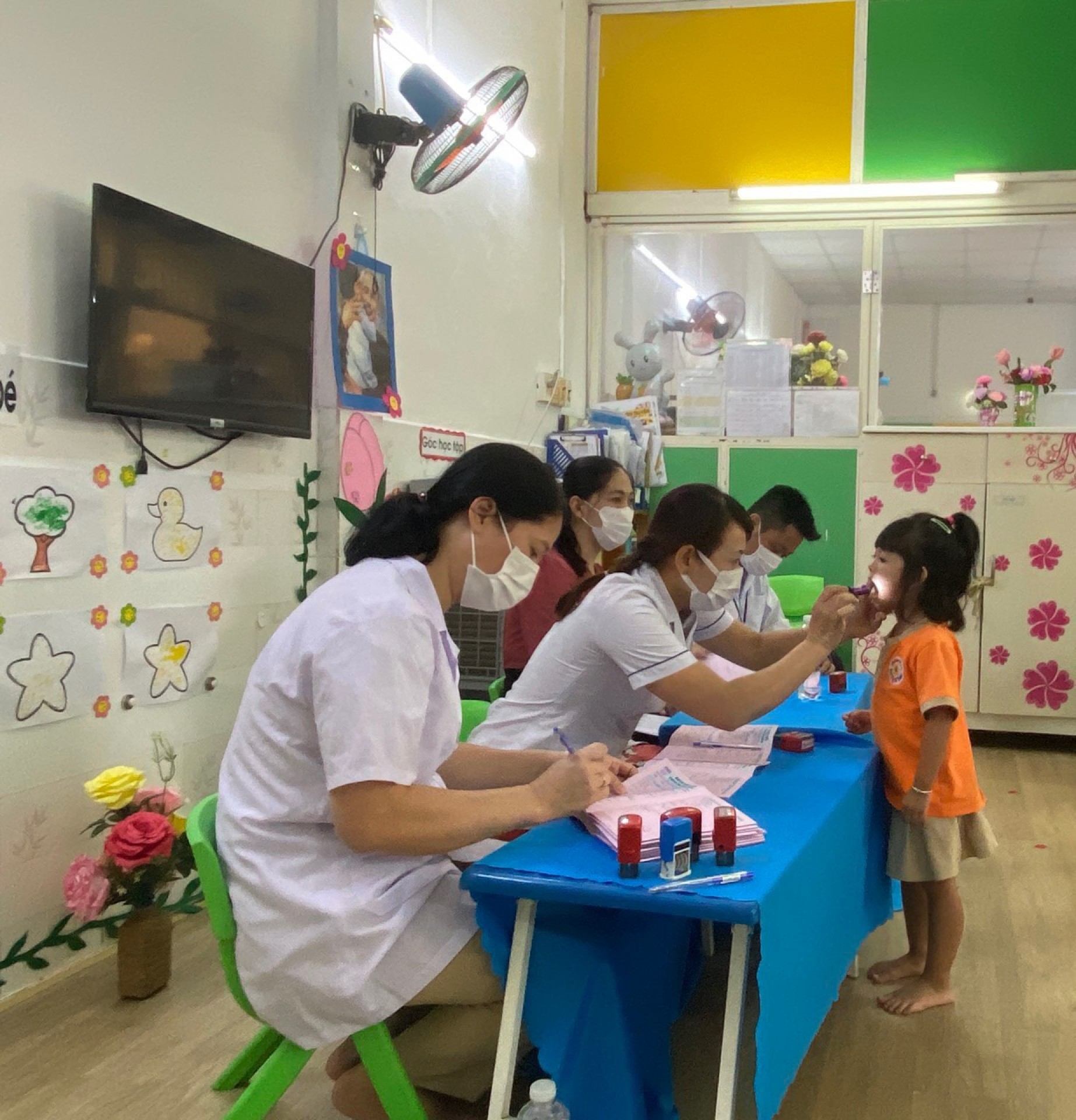 KHÁM SỨC KHỎE CHO BÉ 2023