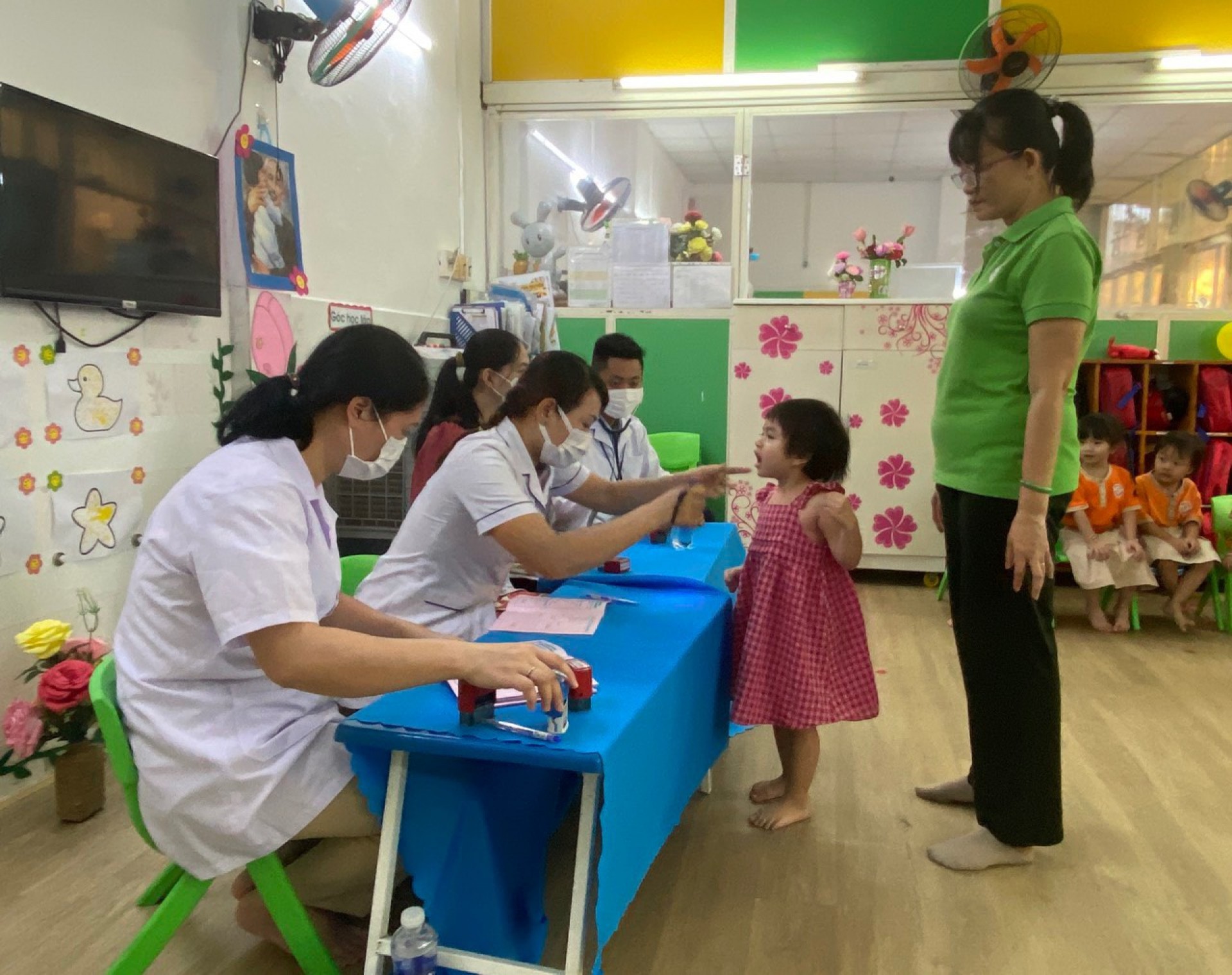 KHÁM SỨC KHỎE CHO BÉ 2023