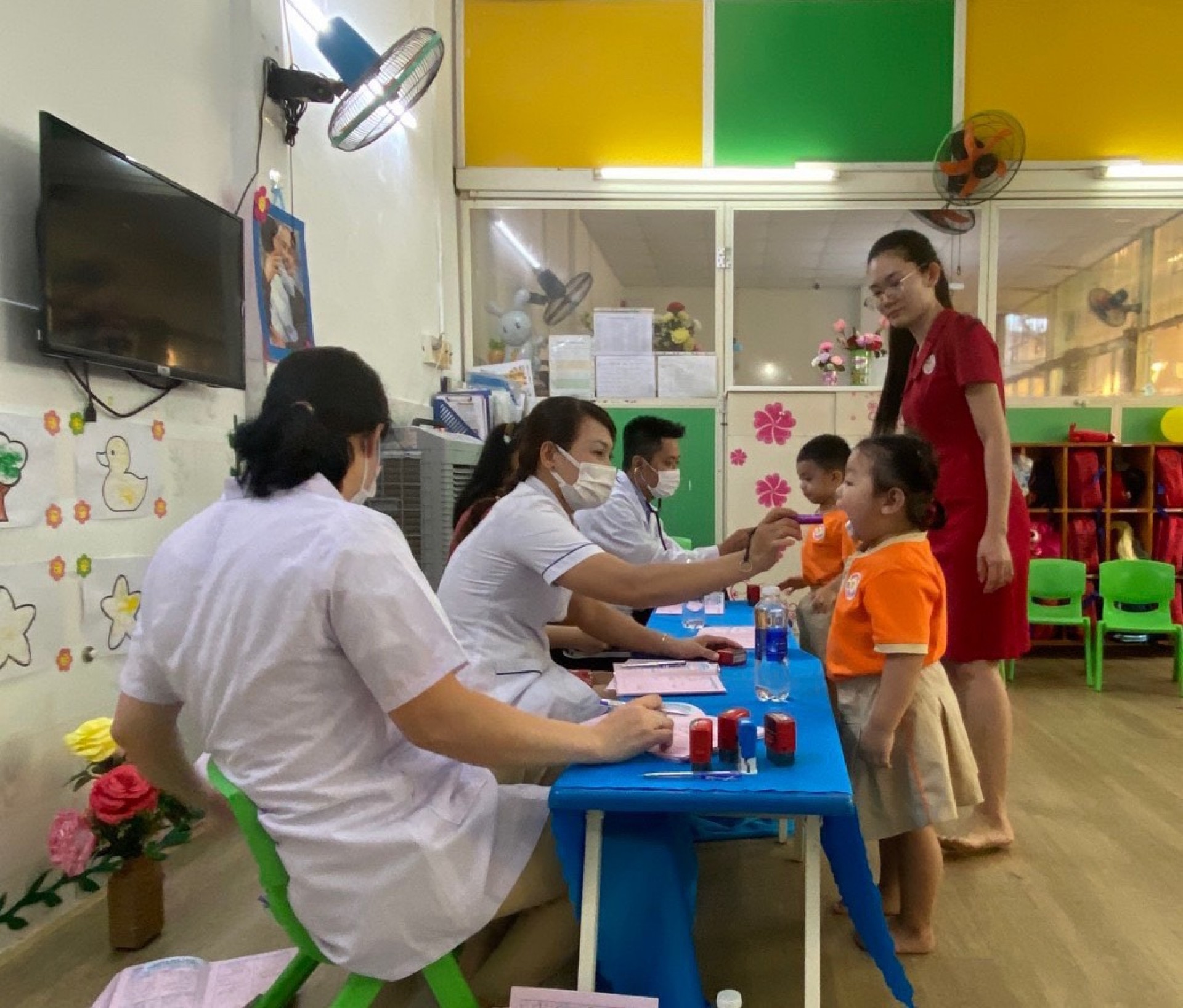 KHÁM SỨC KHỎE CHO BÉ 2023