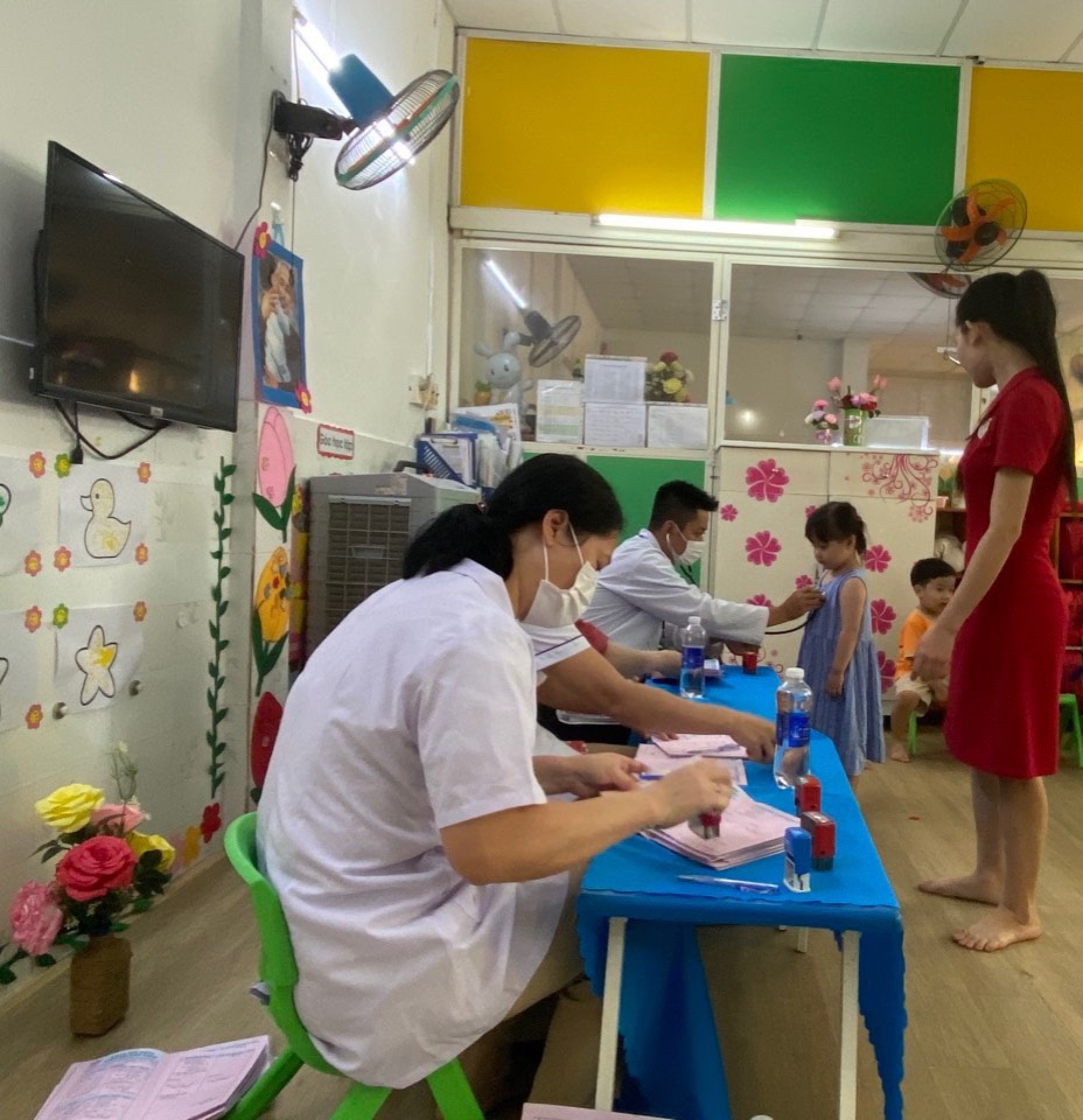 KHÁM SỨC KHỎE CHO BÉ 2023