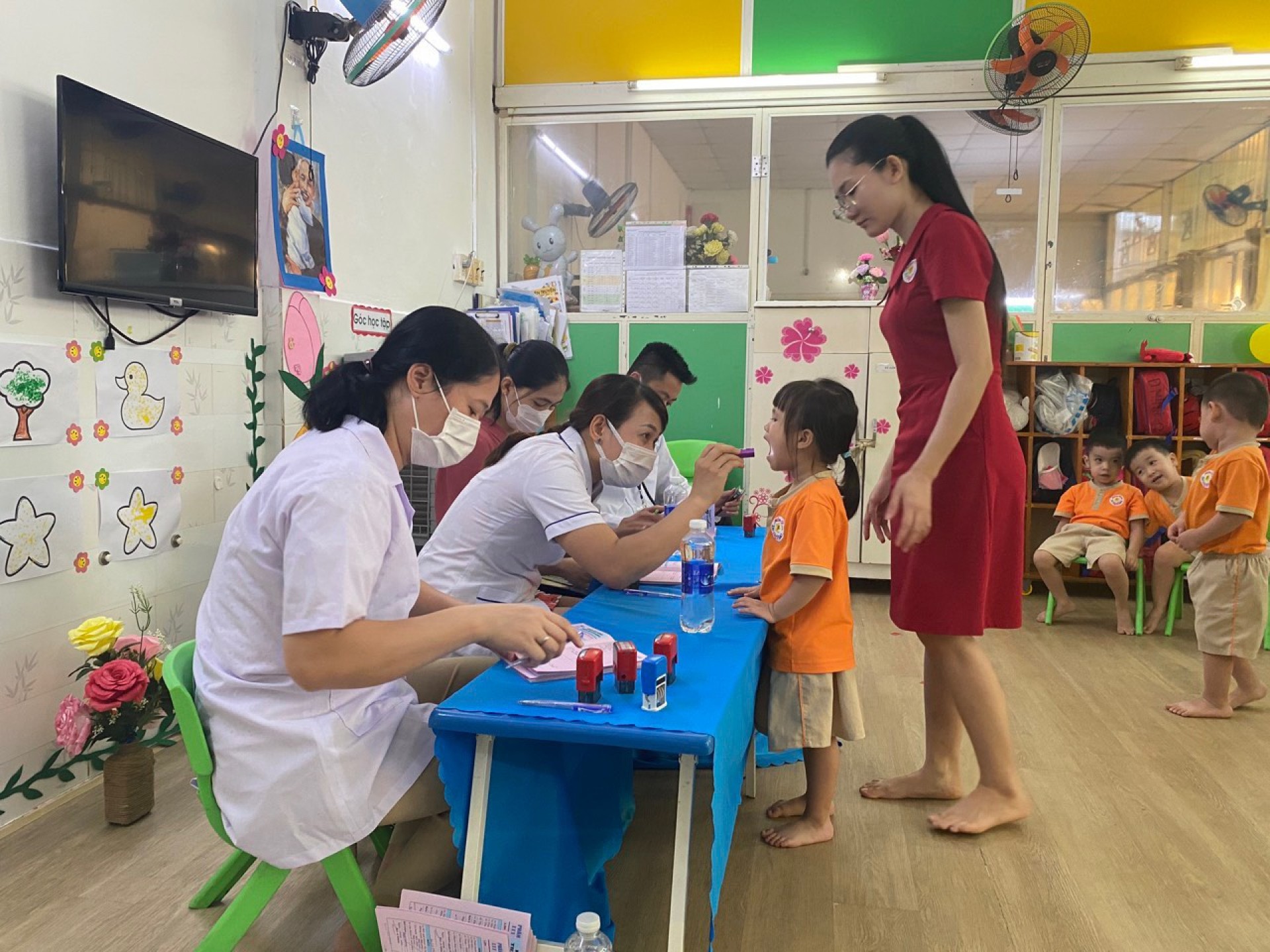 KHÁM SỨC KHỎE CHO BÉ 2023