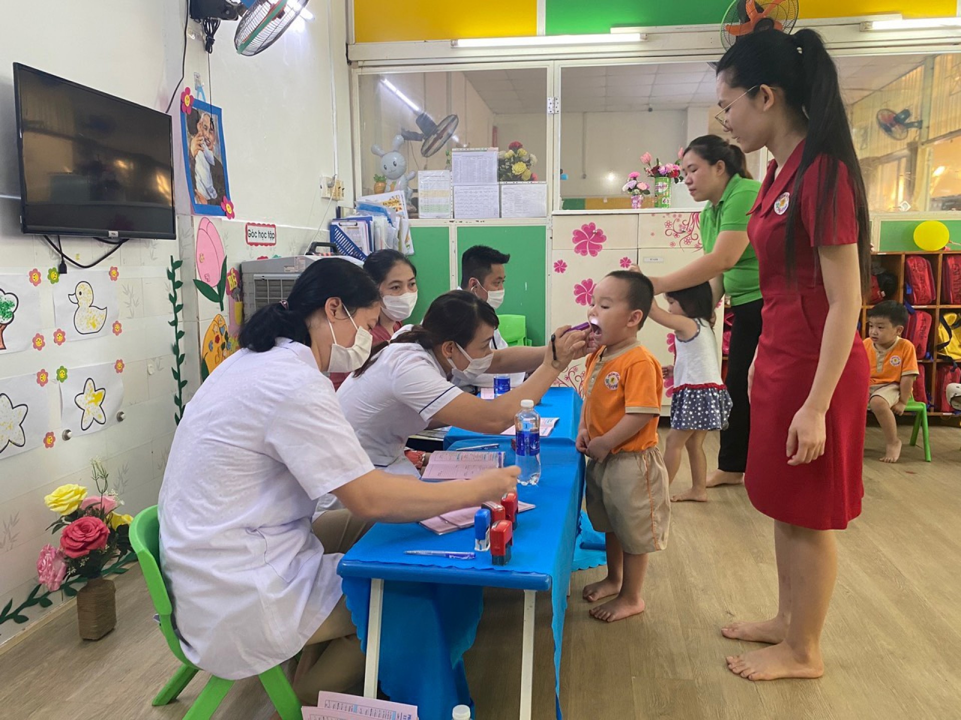 KHÁM SỨC KHỎE CHO BÉ 2023