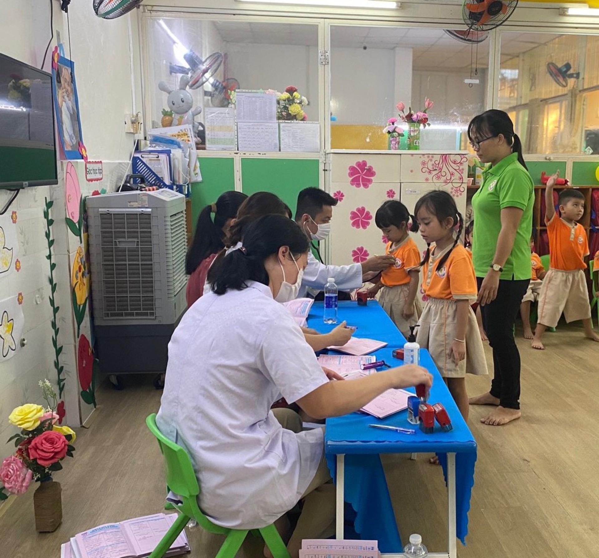 KHÁM SỨC KHỎE CHO BÉ 2023