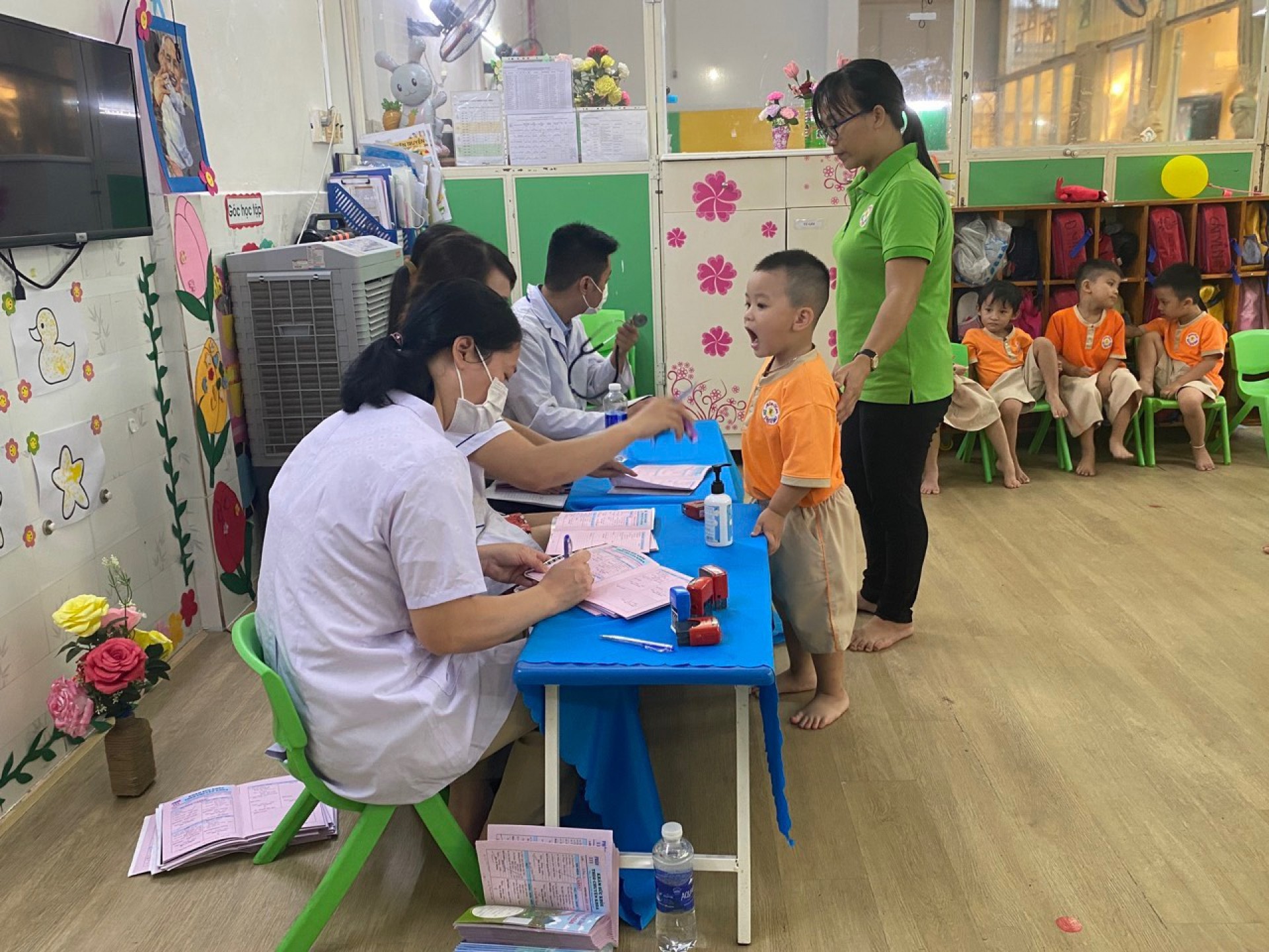 KHÁM SỨC KHỎE CHO BÉ 2023