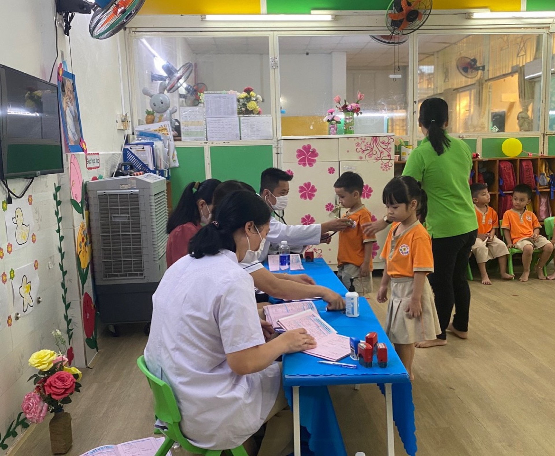 KHÁM SỨC KHỎE CHO BÉ 2023