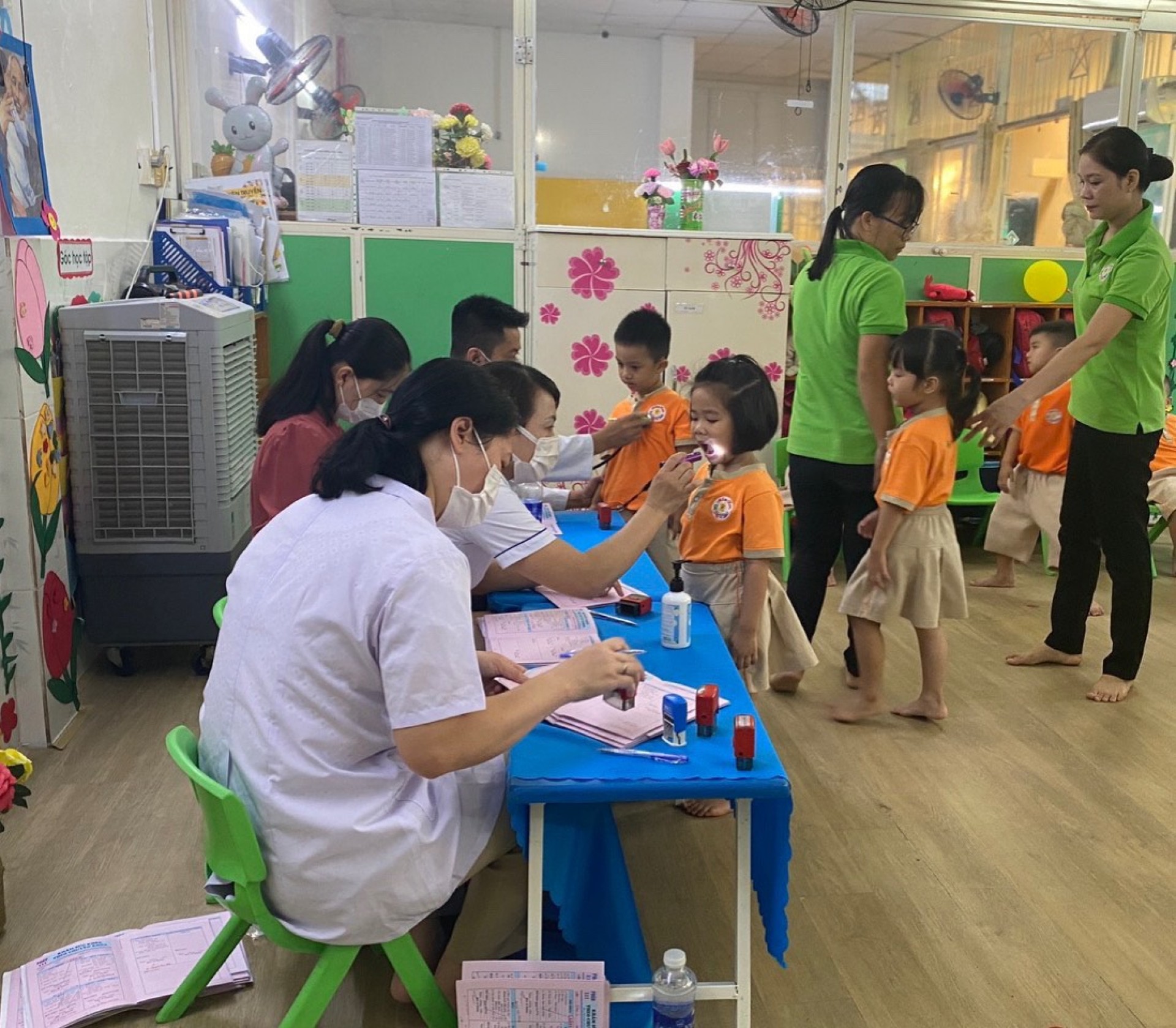 KHÁM SỨC KHỎE CHO BÉ 2023